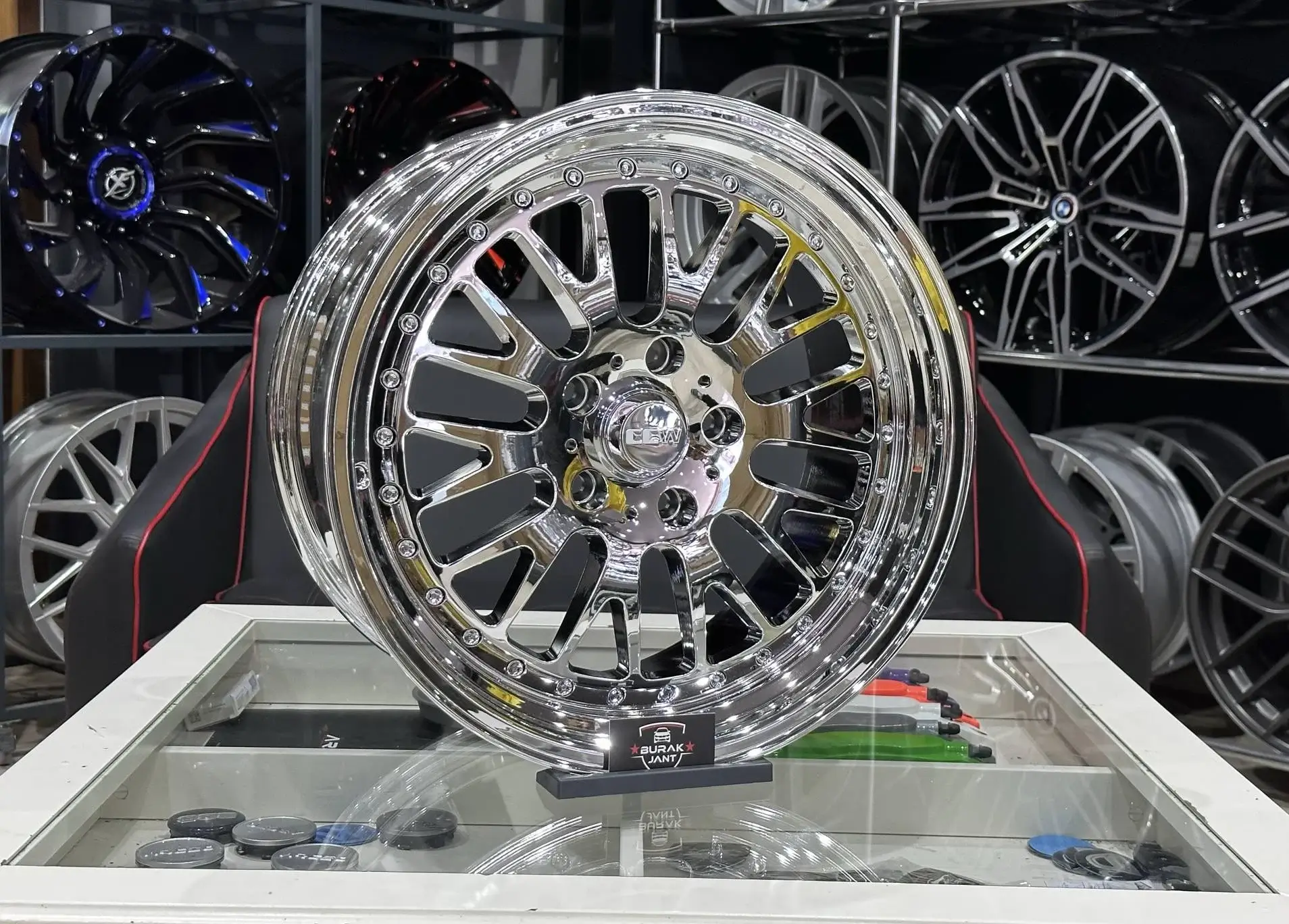 18 İNÇ 5X120 CCW CHROME ÖN:8.5 ARKA:9.5 JANT MODELİ
