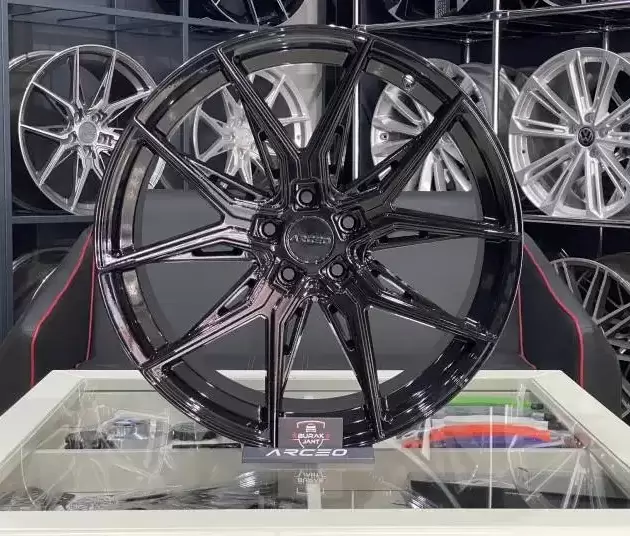 ARCEO MARSEİLLE 18 İNÇ 5X114.3 GLOSSY BLACK JANT MODELİ