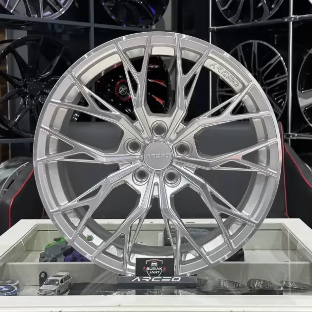 ARCEO ROMA 19 İNÇ 5X112 SİLVER DİAMOND ÖN/ARKA JANT MODELİ