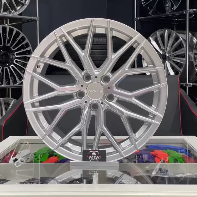 ARCEO VALENCİA 17 İNÇ 5X112 SİLVER DİAMOND JANT MODELİ