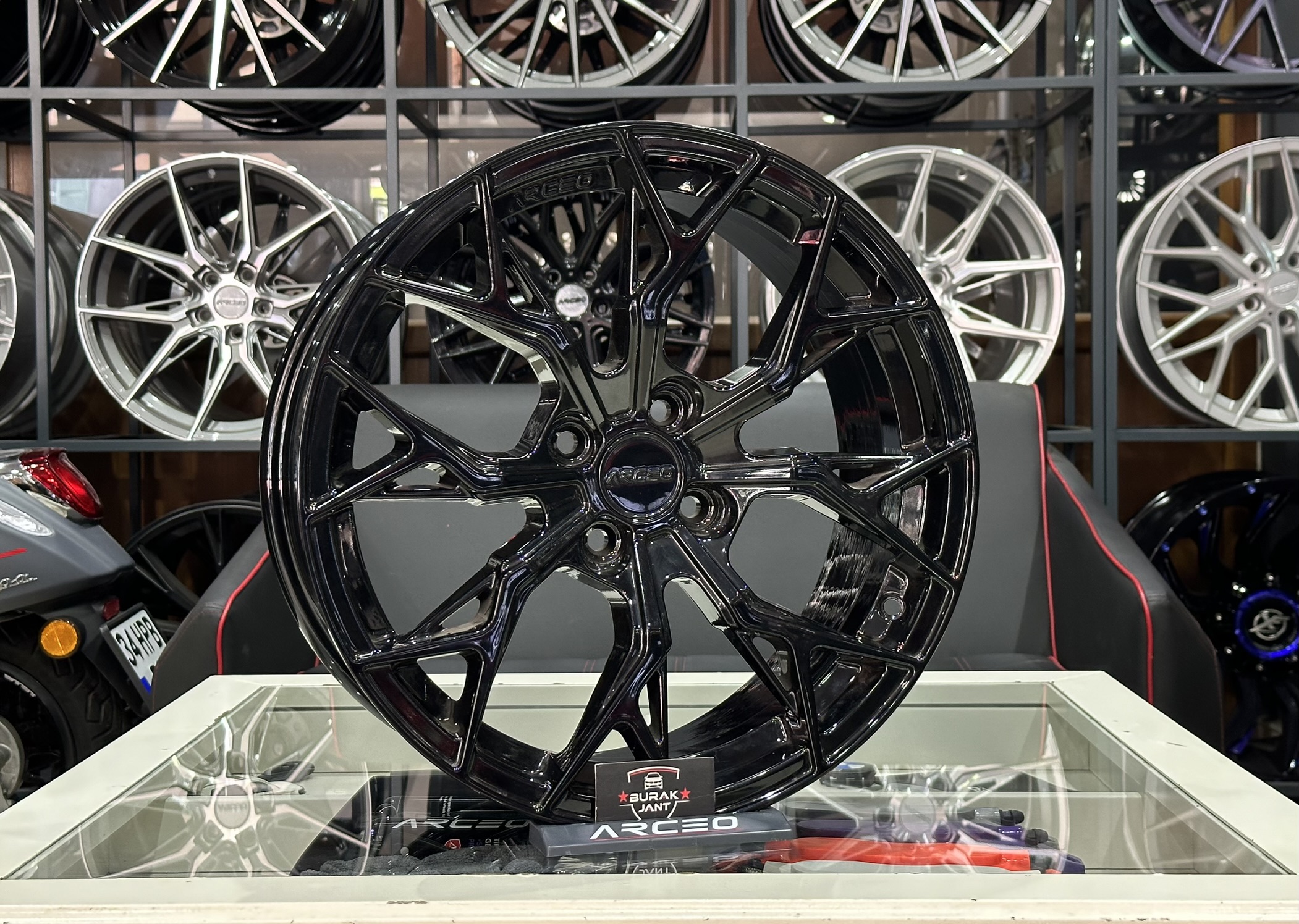 ARCEO ROMA 17 İNÇ 4X100 GLOSSY BLACK M01 JANT MODELİ (4ADET) - Görsel 2