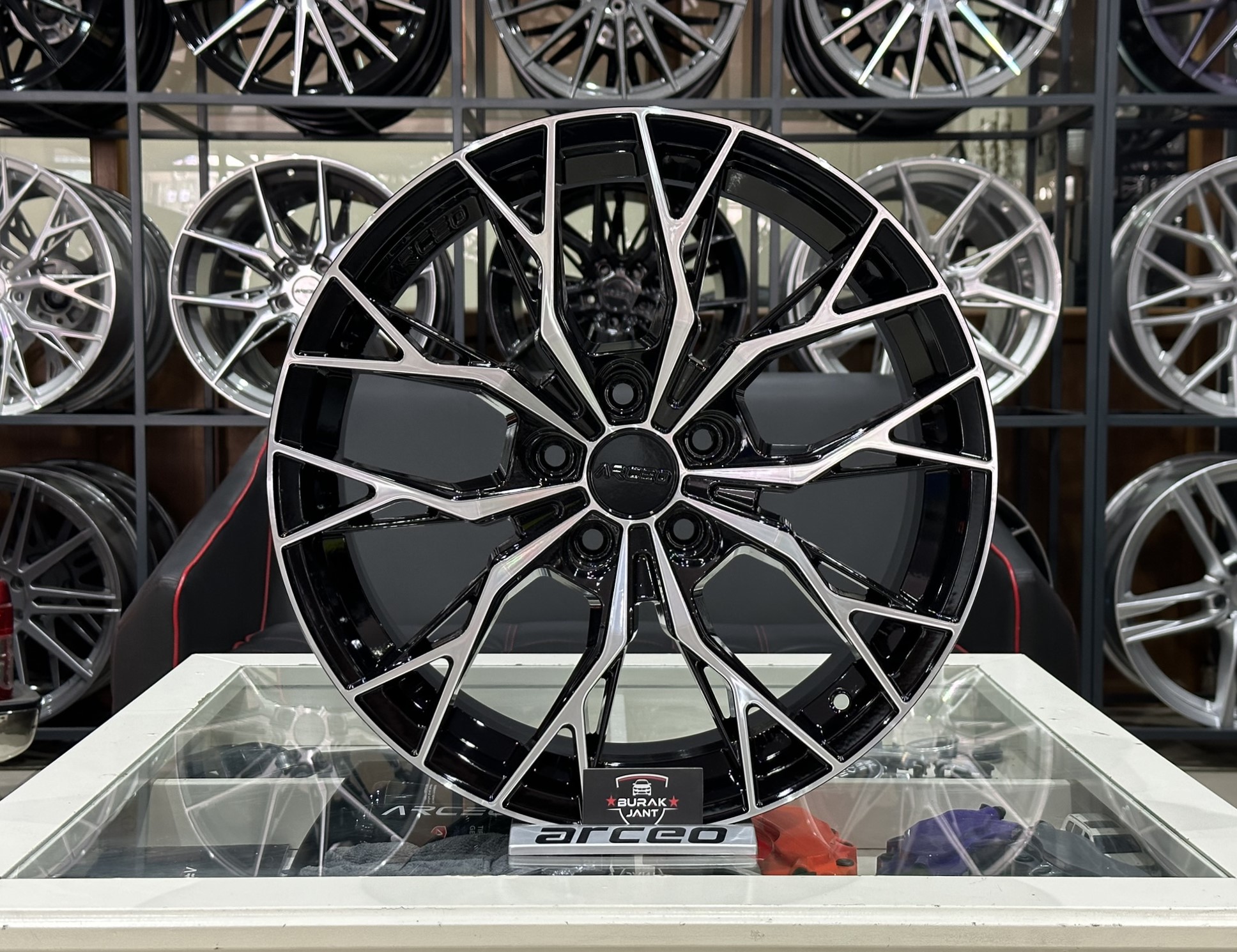 ARCEO ROMA 17 İNÇ 5X108 BLACK DİAMOND JANT MODELİ (4ADET)