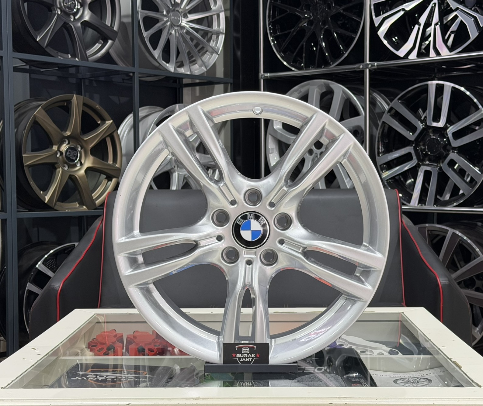 18 İNÇ 5X120 BMW F30 M SPORT 40. YIL ÖN/ARKA JANT MODELİ (4ADET)