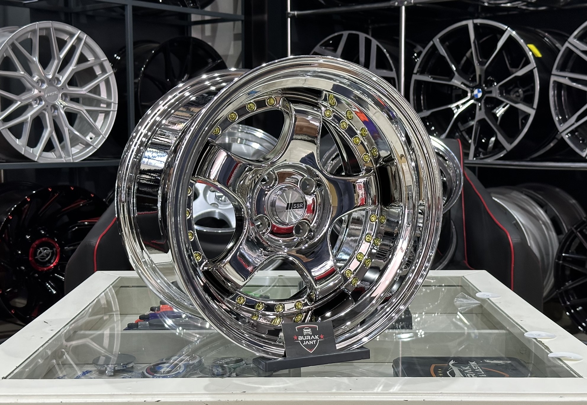 16 İNÇ 4X100 SSR ÖN:9 ARKA:10 CHROME GOLD RİVET JANT MODELİ (4ADET) - Görsel 2