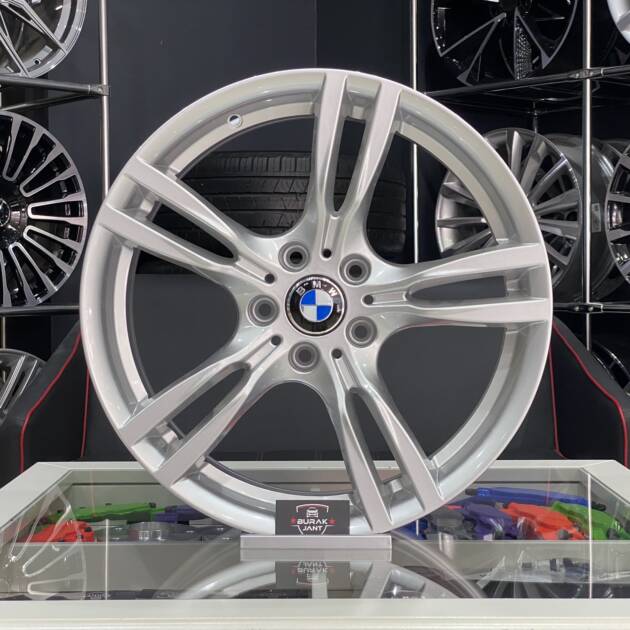 18 İNÇ 5X120 BMW F30 M SPORT 40. YIL ÖN/ARKA JANT MODELİ (4ADET)