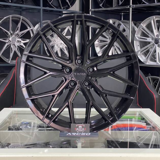 ARCEO VALENCİA 17 İNÇ 5X105 GLOSSY BLACK JANT MODELİ (4ADET)
