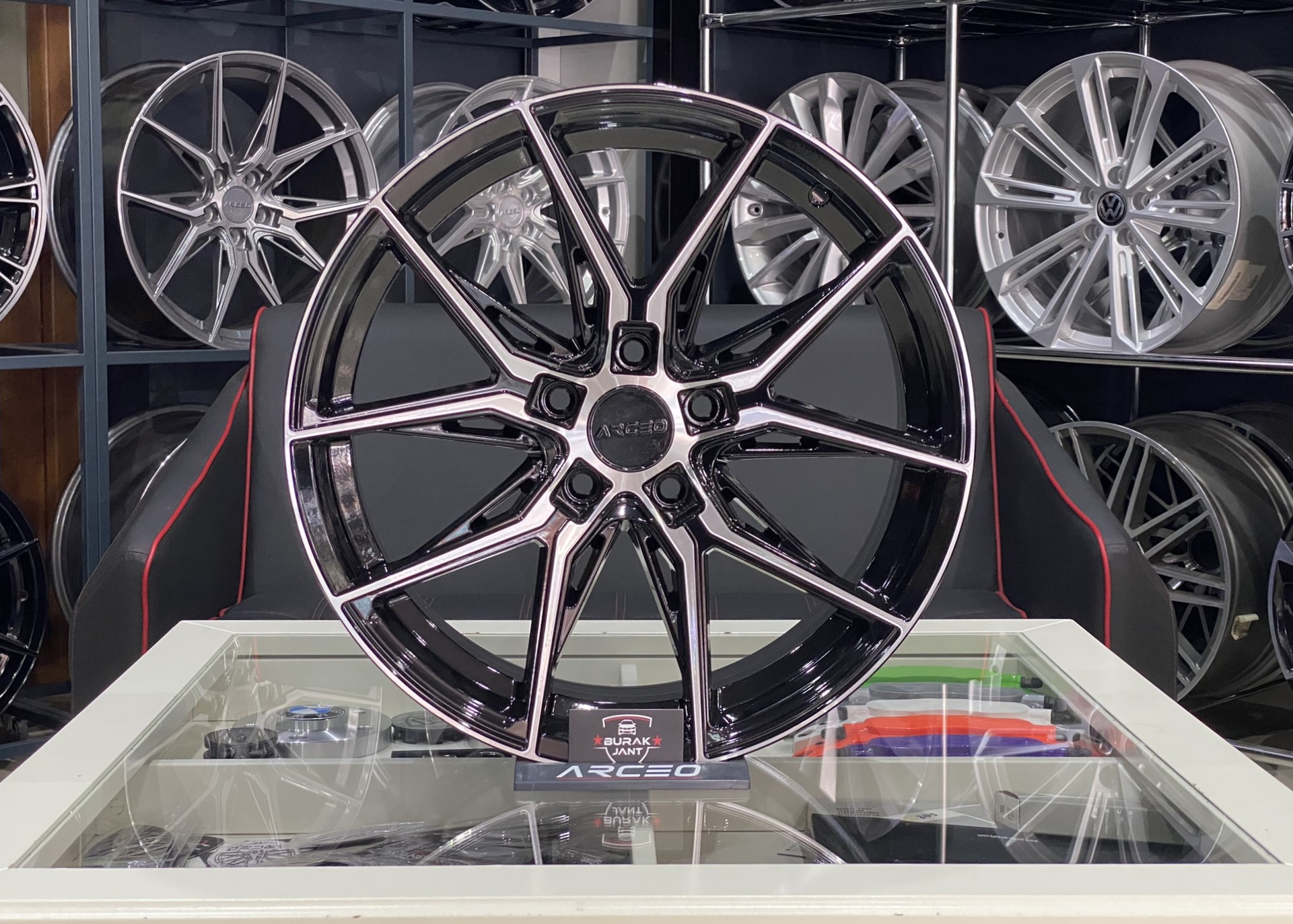ARCEO MARSEİLLE 17 İNÇ 5X108 BLACK DİAMOND JANT MODELİ (4ADET)