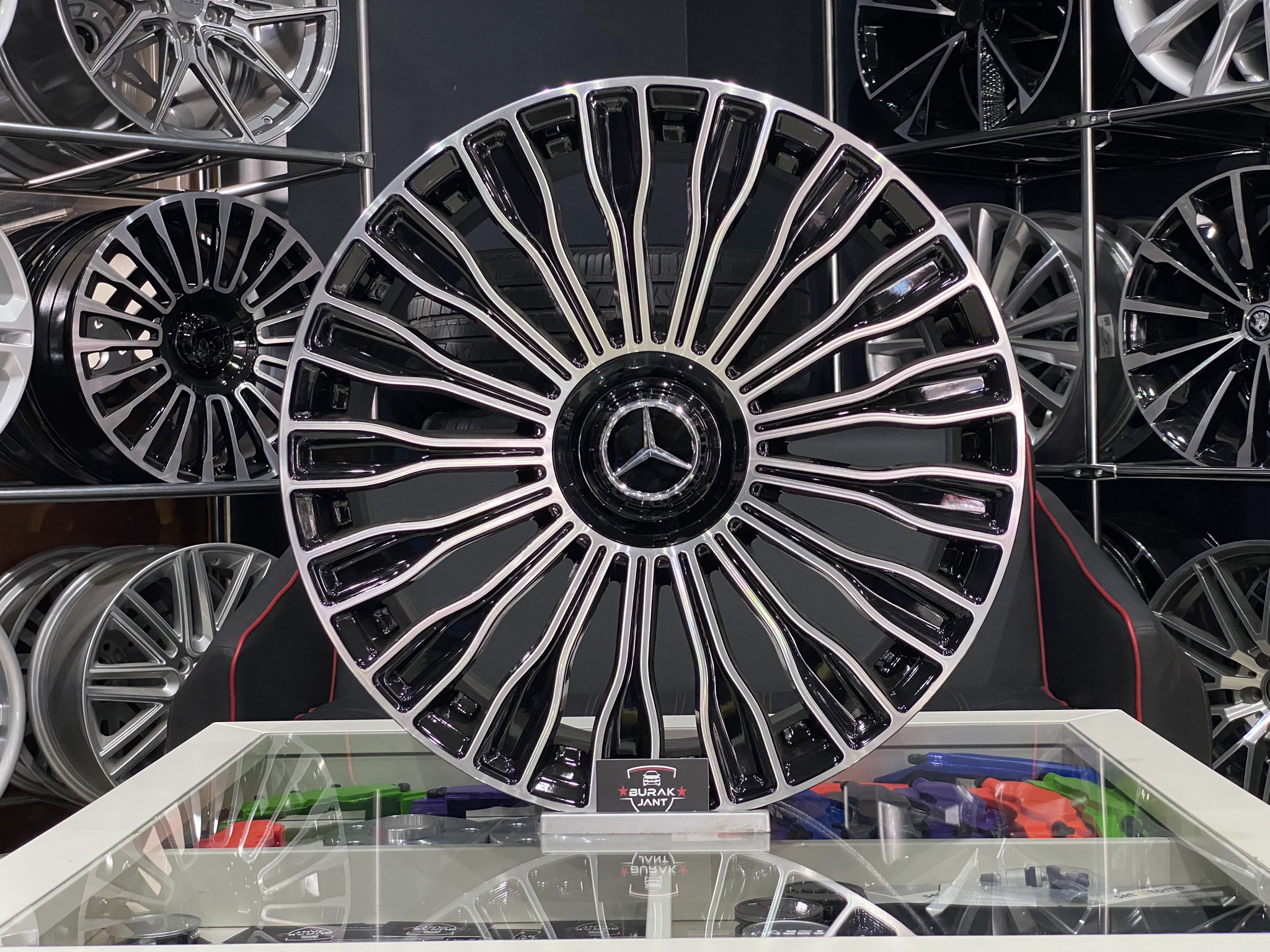 16 İNÇ 5X112 MERCEDES VİTO MAYBACH JANT MODELİ (4ADET)