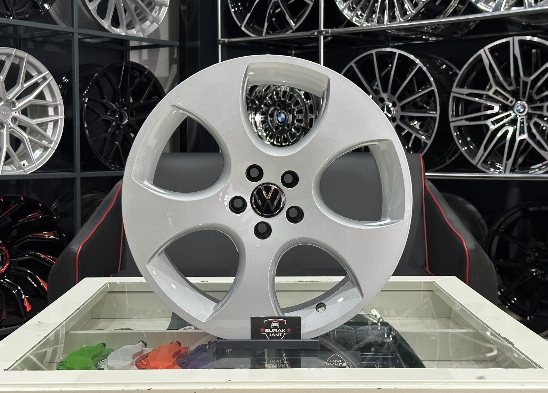 17 İNÇ 5X100 VOLKSWAGEN POLO GTI DETROİT SİLVER JANT MODELİ (4ADET)