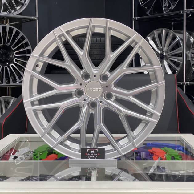 ARCEO VALENCİA 18 İNÇ 5X100 SİLVER DİAMOND JANT MODELİ (4ADET)