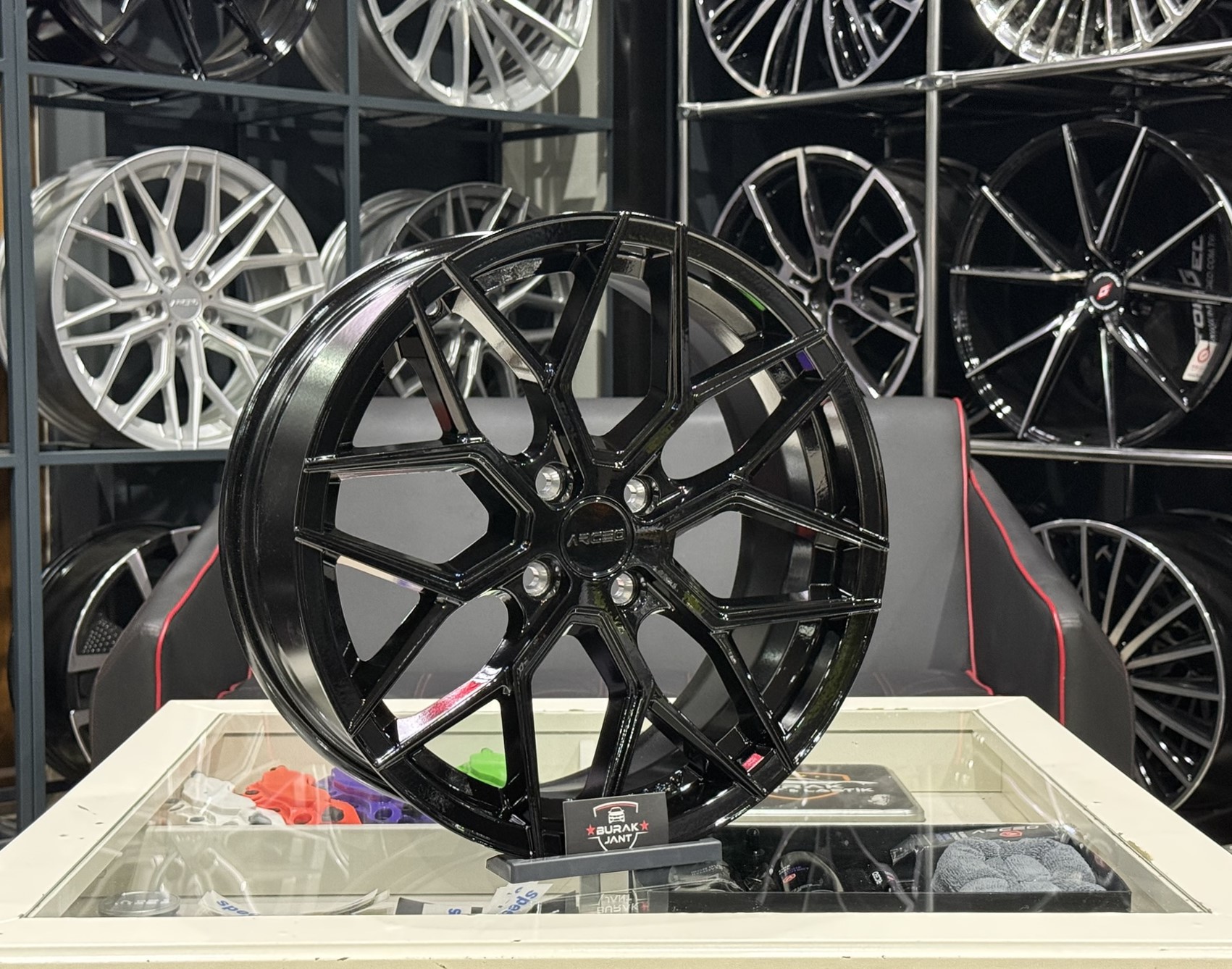 ARCEO VALENCİA 17 İNÇ 4X100 GLOSSY BLACK M02 JANT MODELİ (4ADET) - Görsel 2