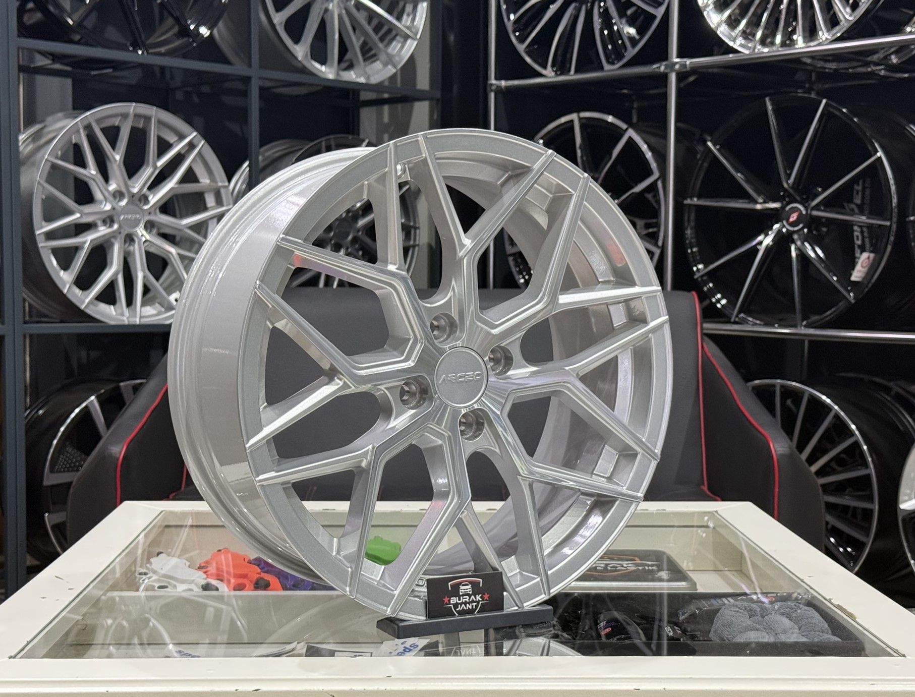 ARCEO VALENCİA 17 İNÇ 4X100 SİLVER DİAMOND M02 JANT MODELİ (4ADET) - Görsel 2