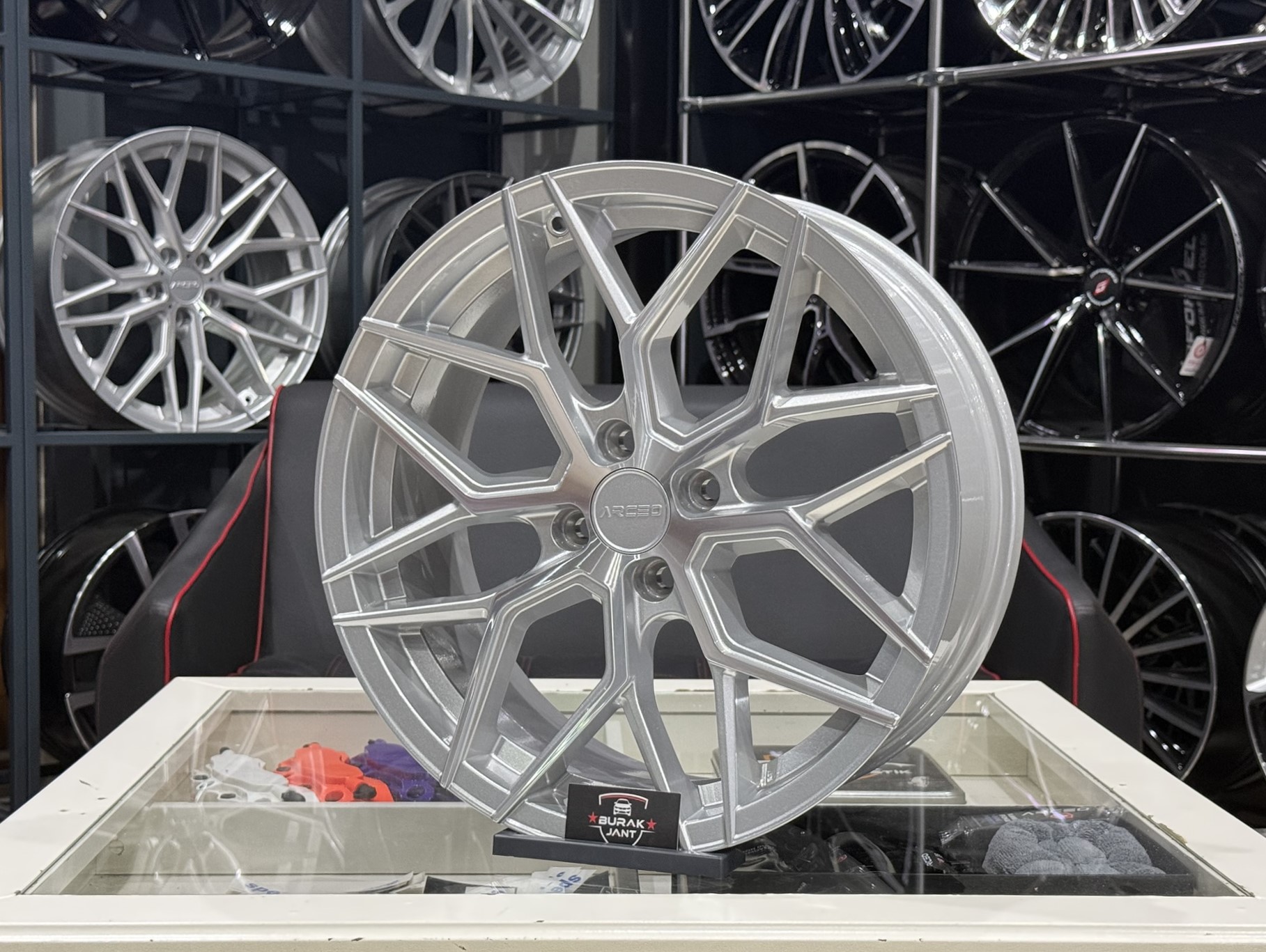 ARCEO VALENCİA 17 İNÇ 4X100 SİLVER DİAMOND M02 JANT MODELİ (4ADET) - Görsel 3