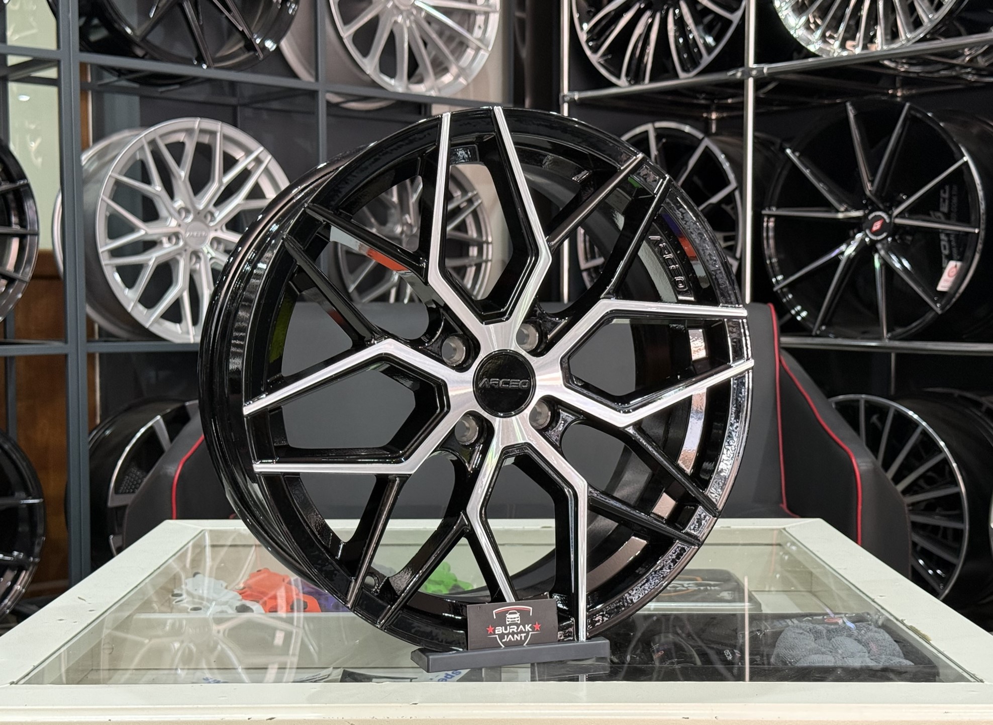 ARCEO VALENCİA 17 İNÇ 4X100 BLACK DİAMOND M02 JANT MODELİ (4ADET) - Görsel 2