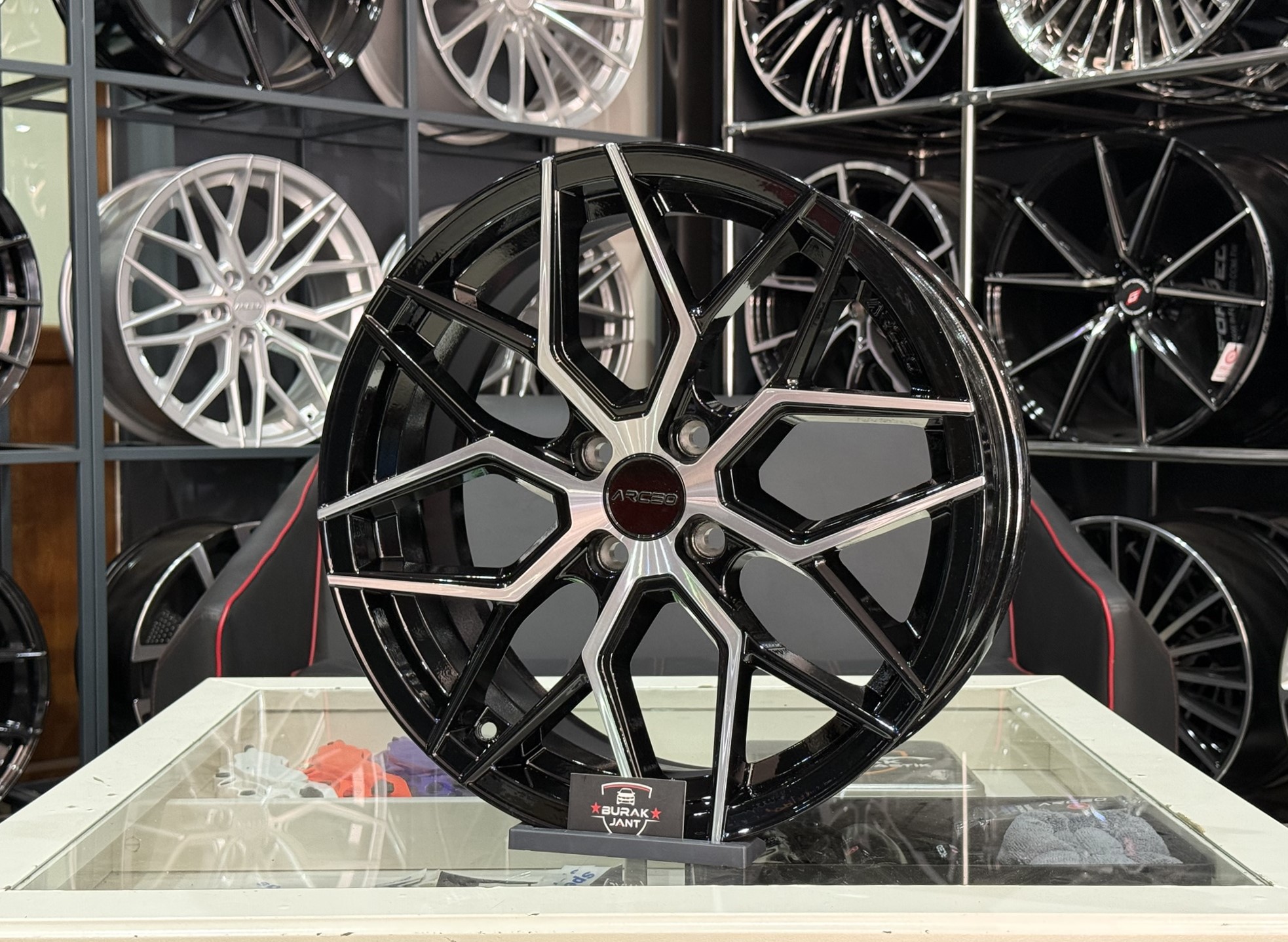 ARCEO VALENCİA 17 İNÇ 4X100 BLACK DİAMOND M02 JANT MODELİ (4ADET) - Görsel 3