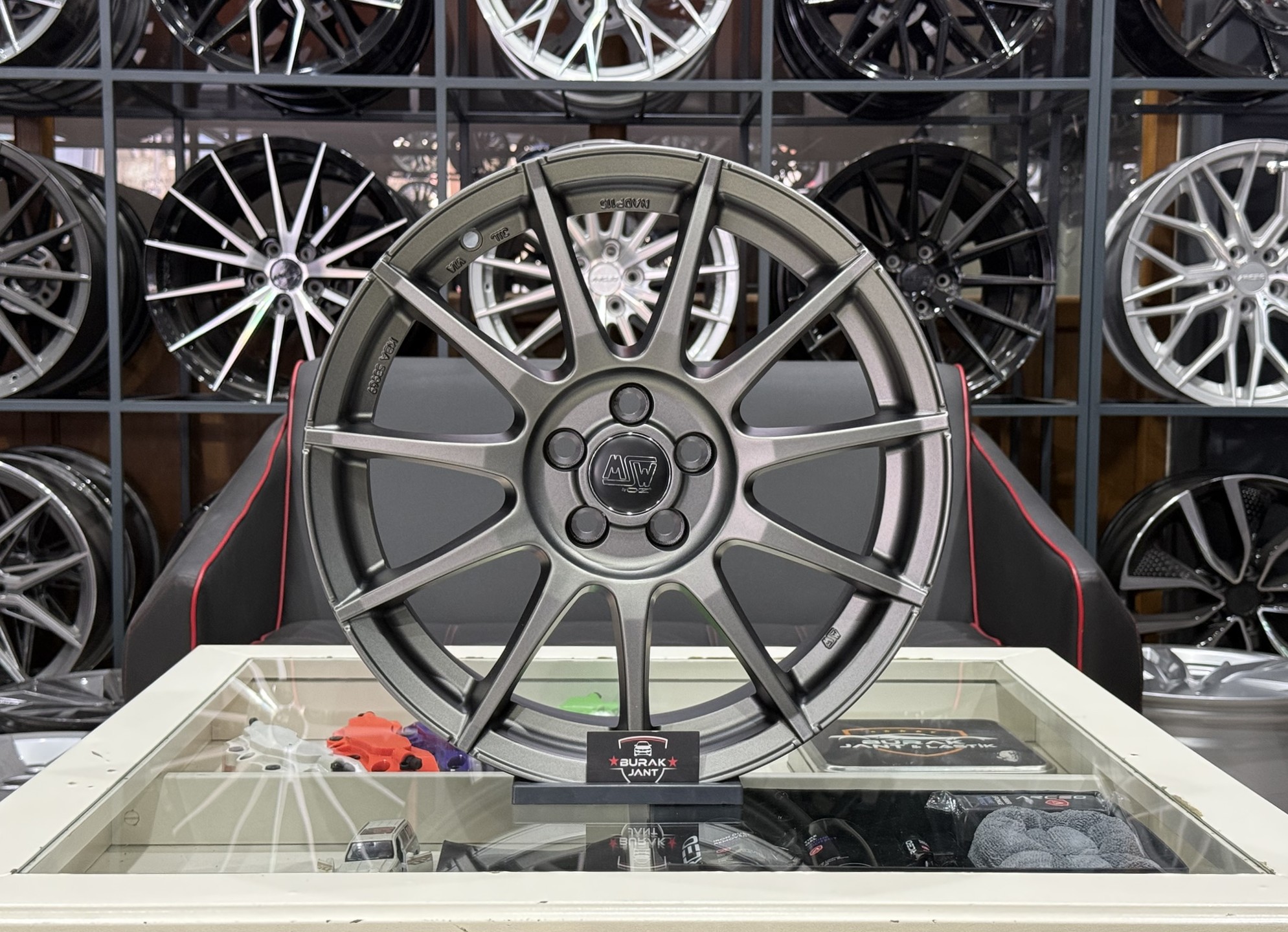 17 İNÇ 5X100 ORJ. MAT GRAFİT MSW-85 JANT MODELİ (4ADET)