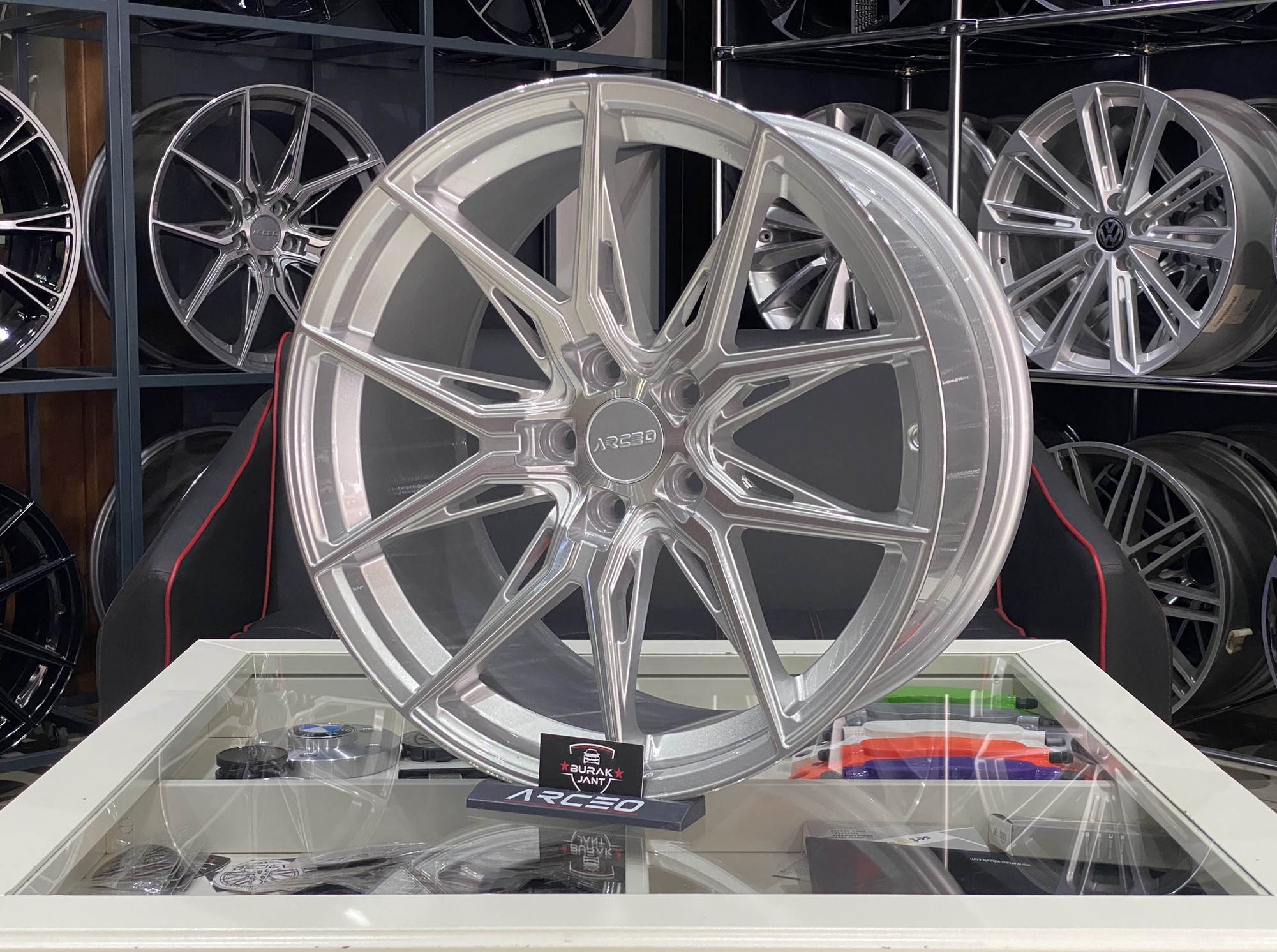 17 İNÇ 5X114.3 ARCEO MARSEİLLE SİLVER DİAMOND JANT MODELİ (4ADET) - Görsel 3
