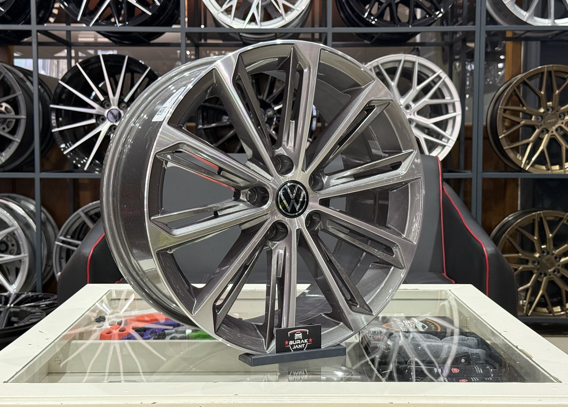 18 İNÇ 5X112 VOLSKWAGEN PASSAT JETTA GOLF CADDY VERONA TİTAN DİAMOND JANT MODELİ (4ADET) - Görsel 2