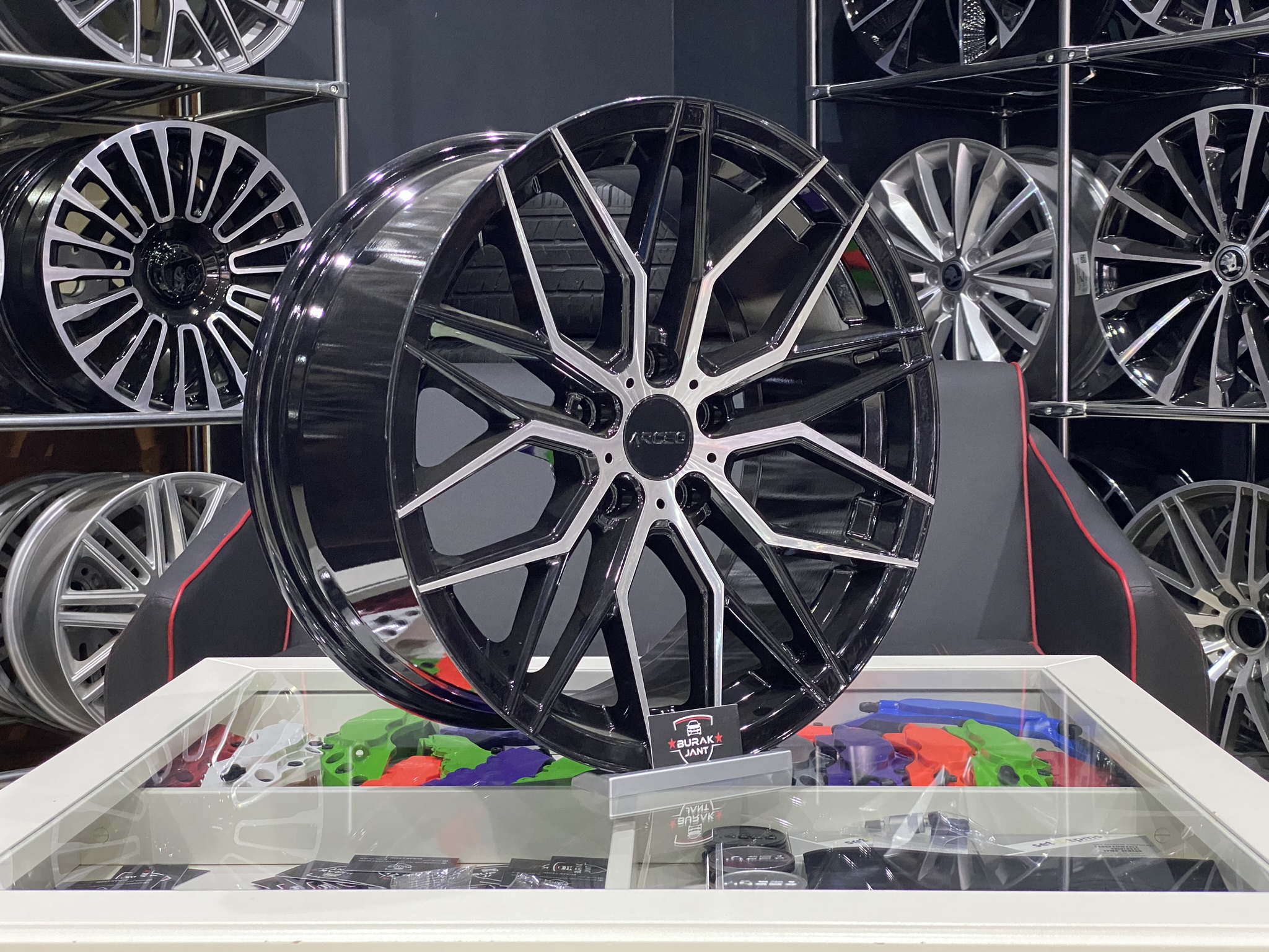 17 İNÇ 5X114.3 ARCEO VALENCİA BLACK DİAMOND JANT MODELİ (4ADET) - Görsel 2