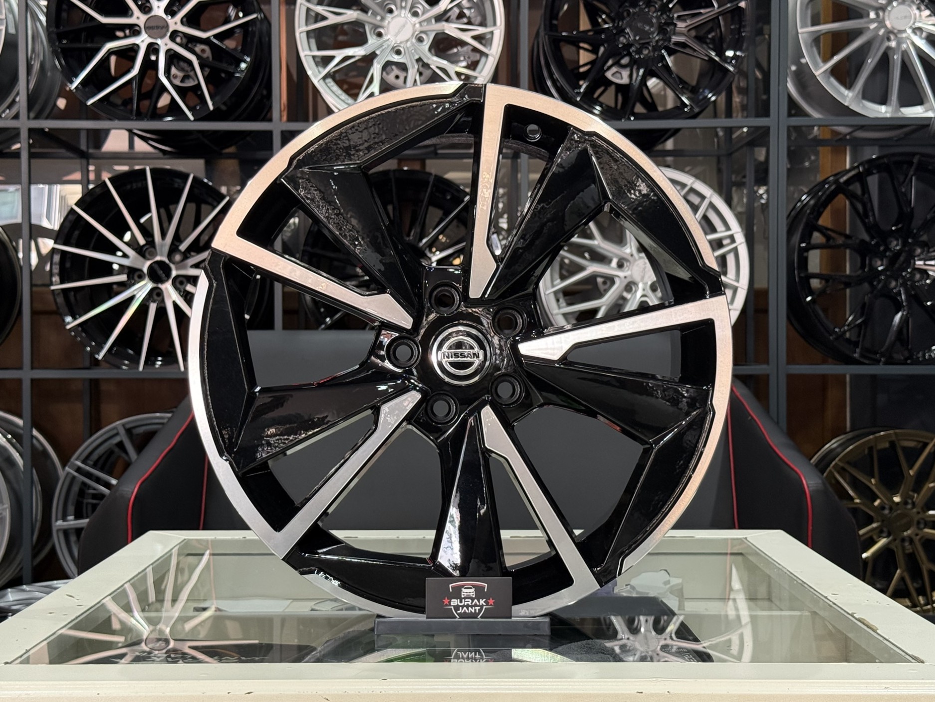 19 İNÇ 5X114.3 YENİ NİSSAN QASHQAİ JANT MODELİ (4ADET)
