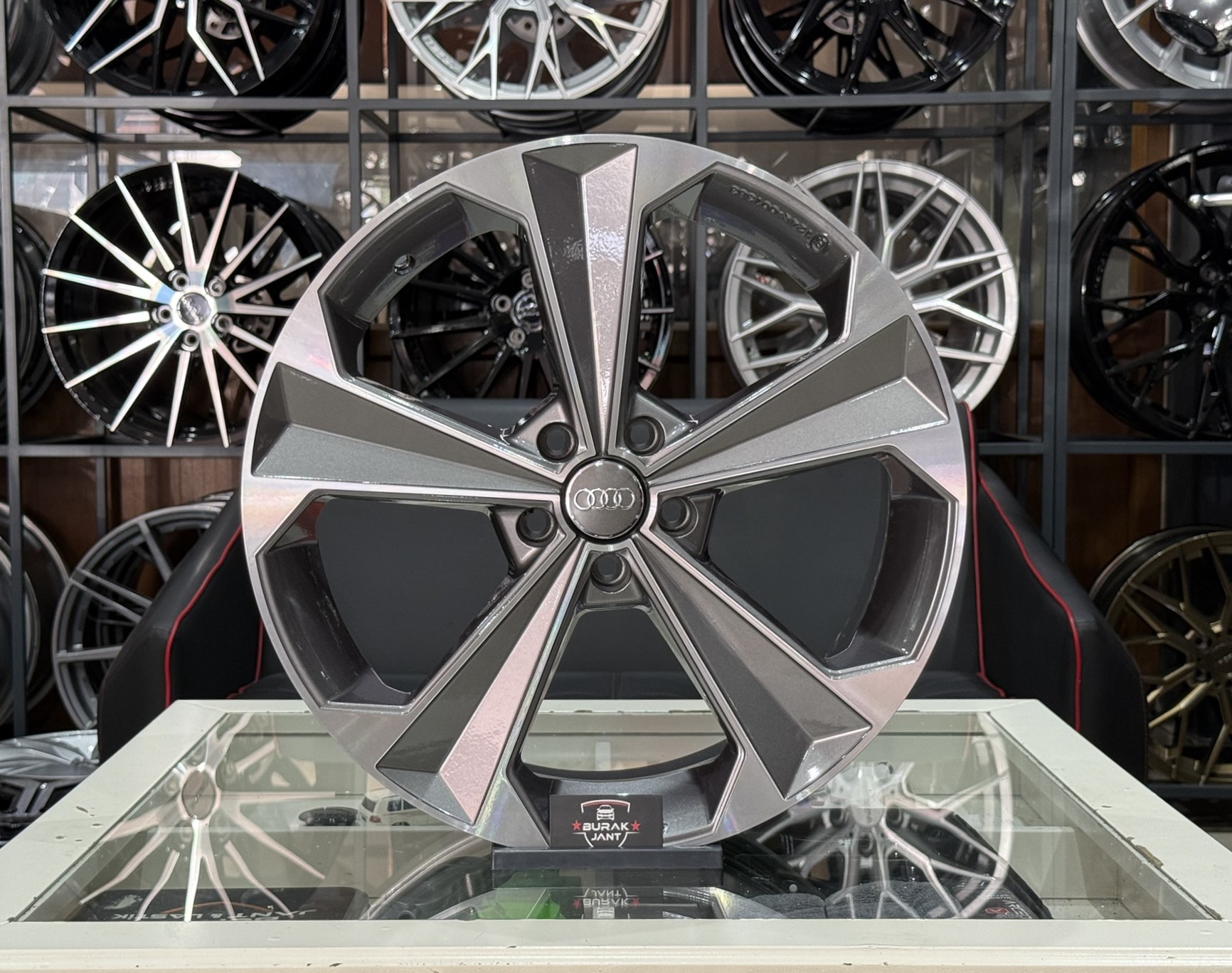 18 İNÇ 5X112 AUDİ A3 A4 A5 A6 TİTAN DİAMOND JANT MODELİ (4ADET)