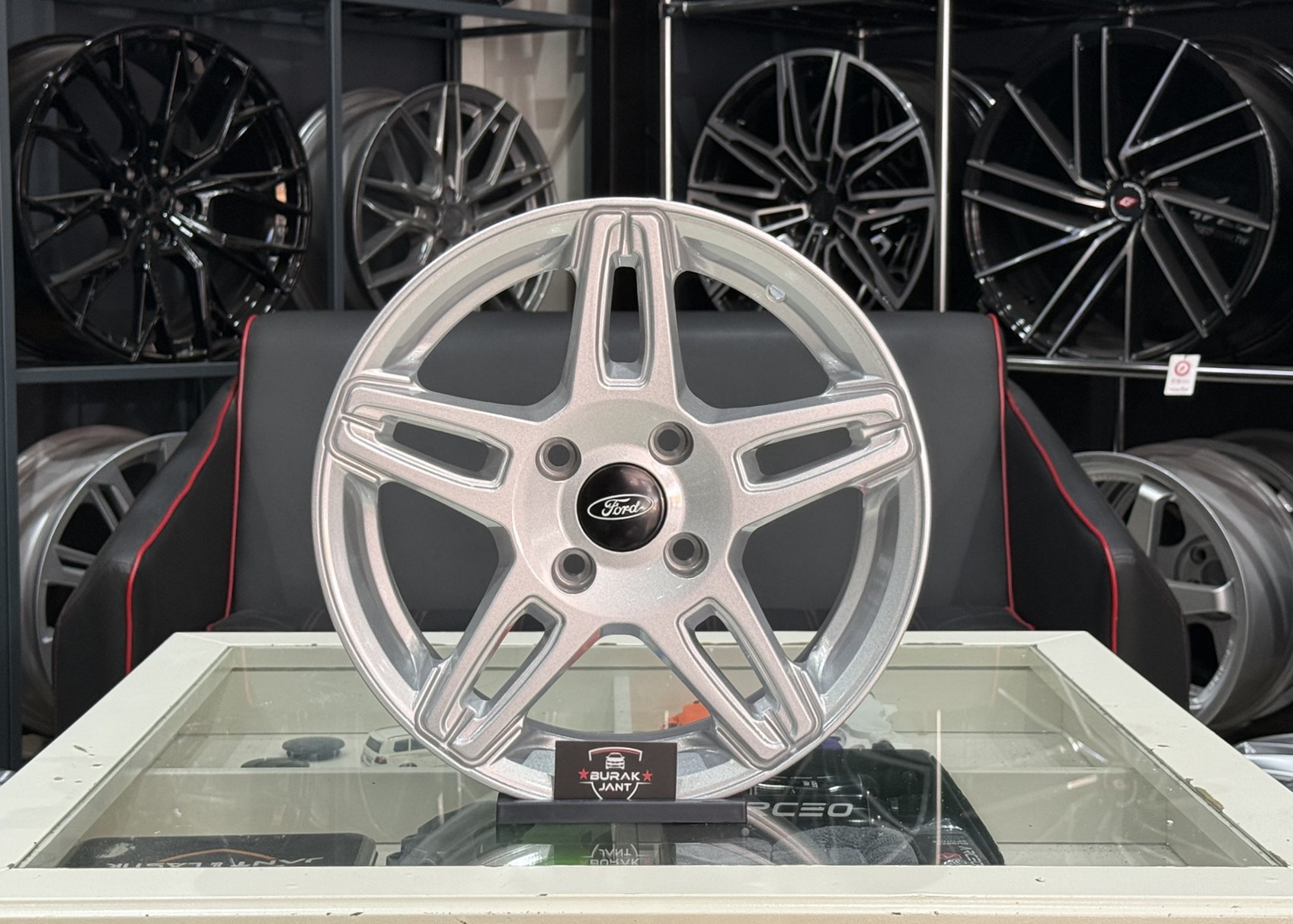 15 İNÇ 4X108 FORD FİESTA COURİER JANT MODELİ (4ADET)
