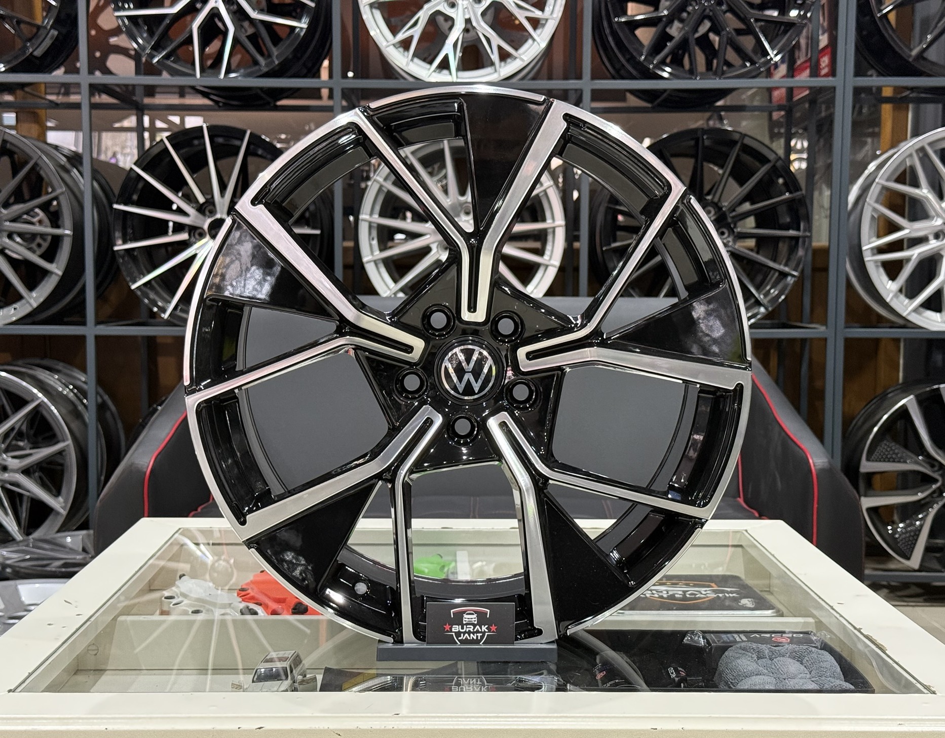 20 İNÇ 5X112 VOLKSWAGEN TİGUAN R-LİNE JANT MODELİ (4ADET)