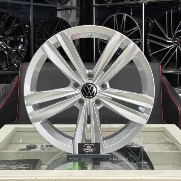 18 İNÇ 5X112 VW GOLF JETTA CADDY PASSAT T-ROC SEBRİNG SİLVER JANT MODELİ (4ADET)