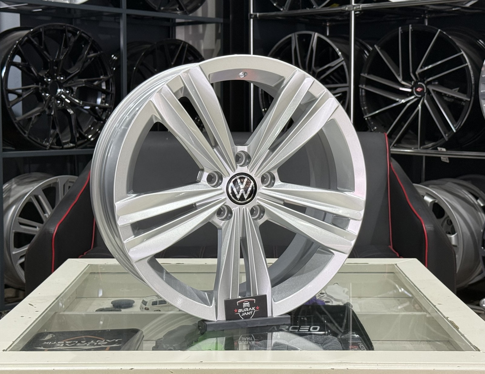 18 İNÇ 5X100 POLO İBİZA SCALA EGEA DOBLO UYUMLU SİLVER SEBRİNG JANT MODELİ (4ADET) - Görsel 2