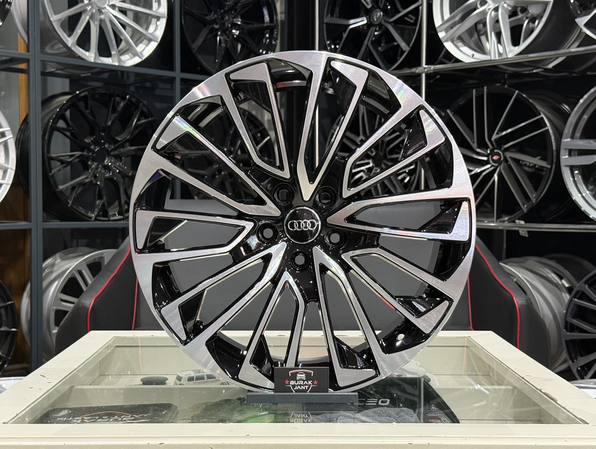 19 İNÇ 5X112 AUDİ A6 BLACK DİAMOND JANT MODELİ (4ADET)