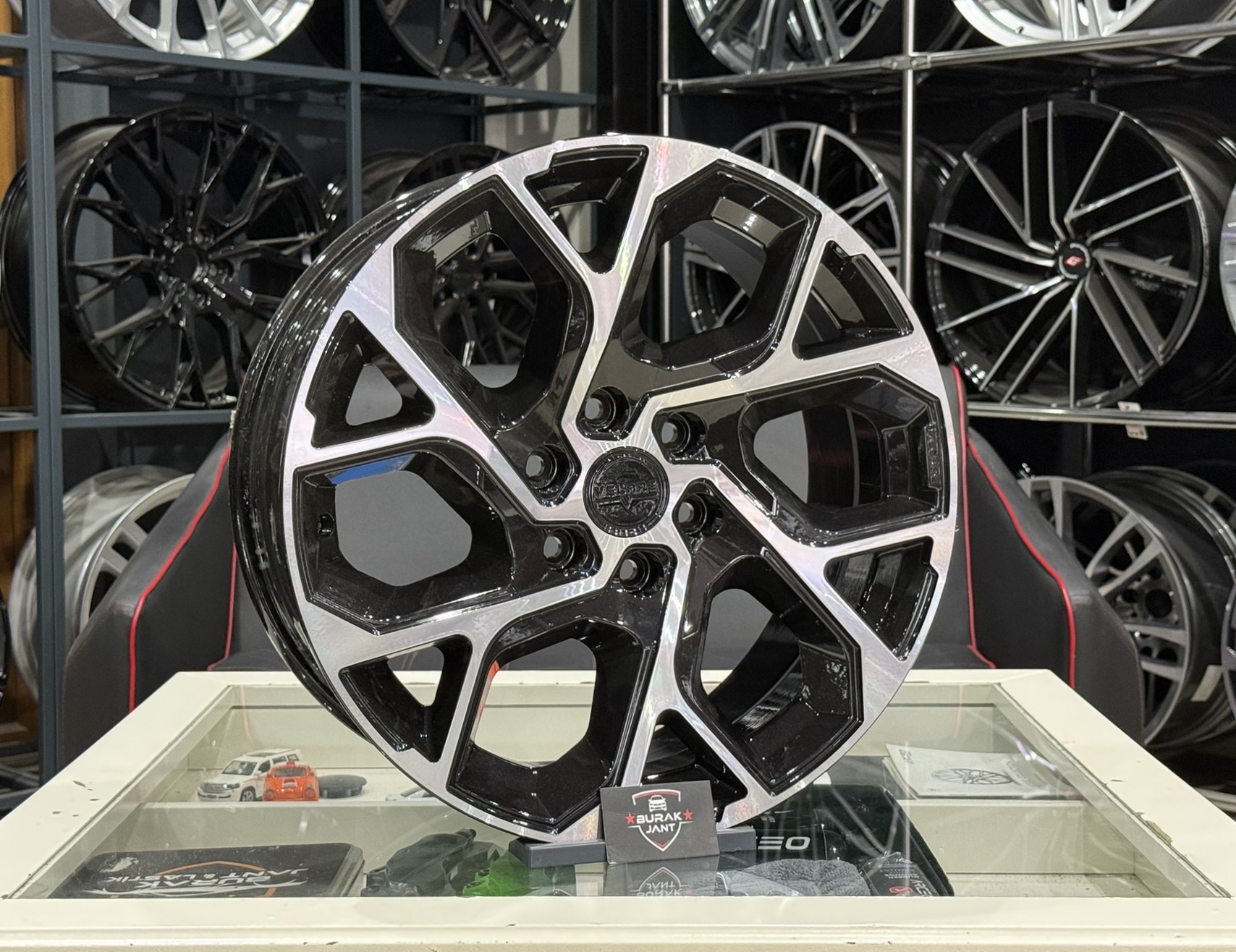 18 İNÇ 6X120 YENİ VW TRANSPORTER BLACK DİAMOND VELARE JANT MODELİ (4ADET) - Görsel 2
