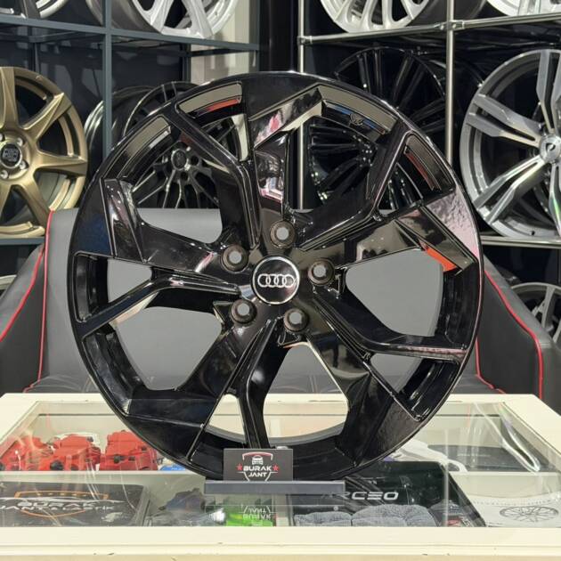 18 İNÇ 5X112 AUDİ PİANO BLACK A4 A5 A6 Q2 Q3 UYUMLU JANT MODELİ (4ADET)