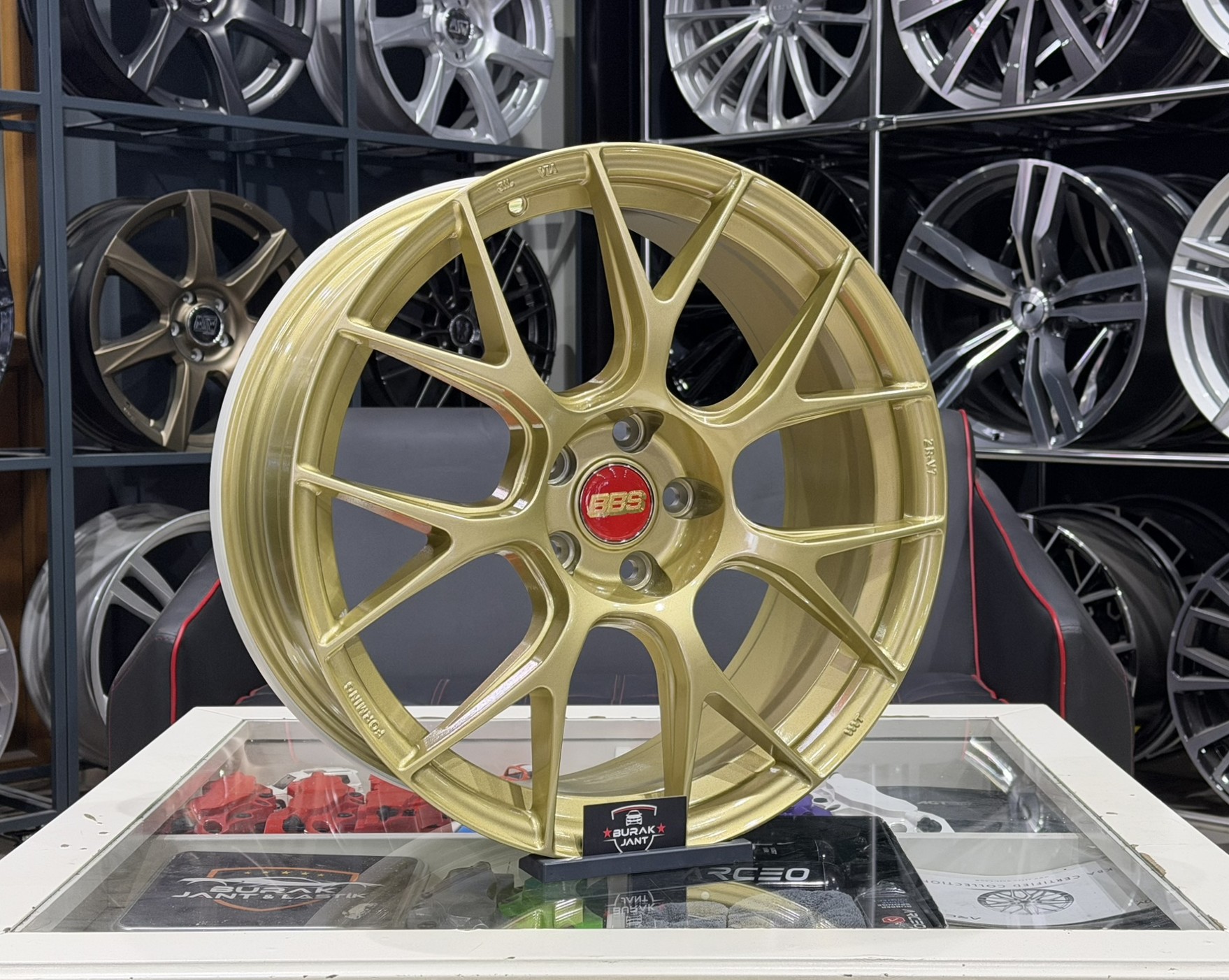 18 İNÇ 5X112 BBS RE-V7 GOLD JANT MODELİ (4ADET) - Görsel 2