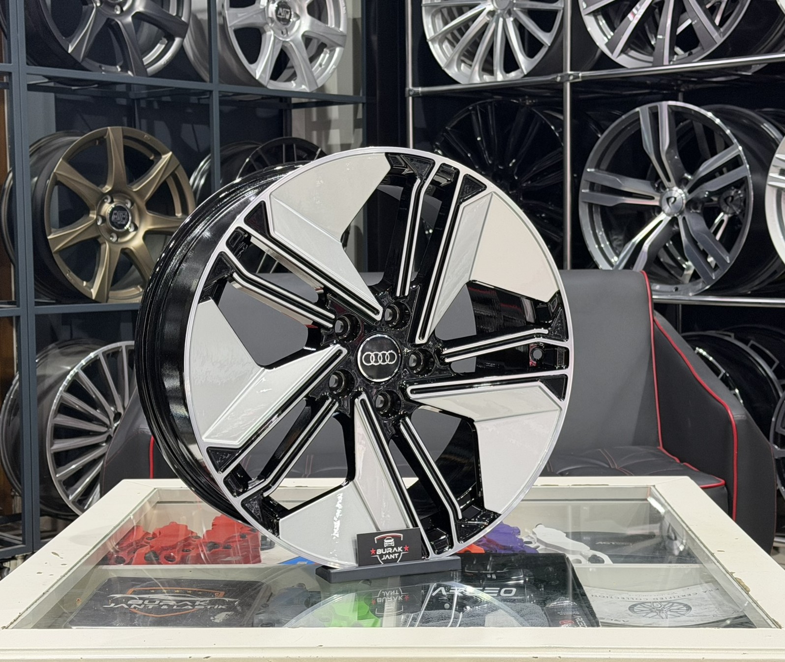 18 İNÇ 5X100 POLO İBİZA SCALA T-CROSS UYUMLU AUDİ E-TRON JANT MODELİ (4ADET) - Görsel 2