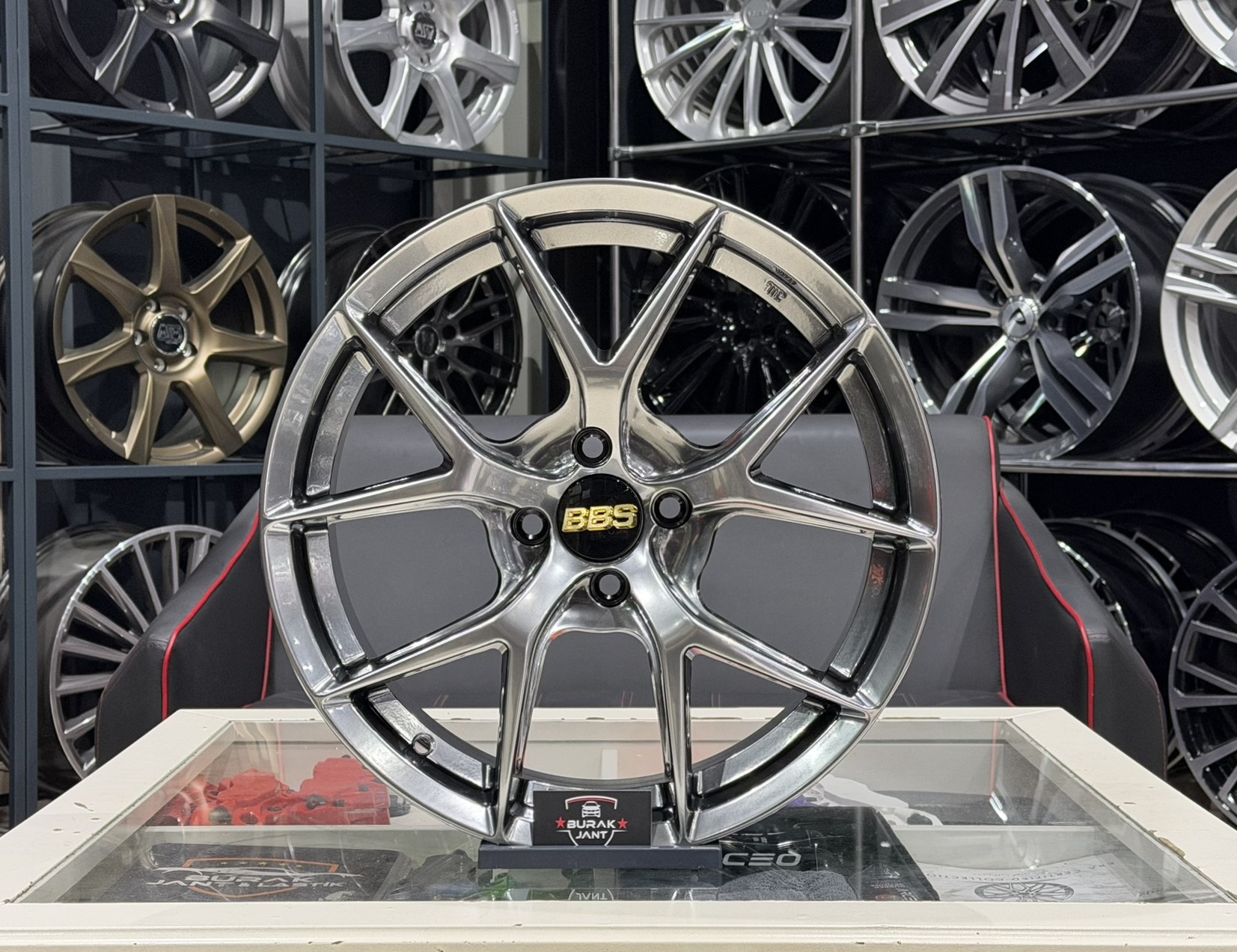 17 İNÇ 4X100 BBS FI-R HAVA KANALLI FORGED HYPER BLACK JANT MODELİ (4ADET)