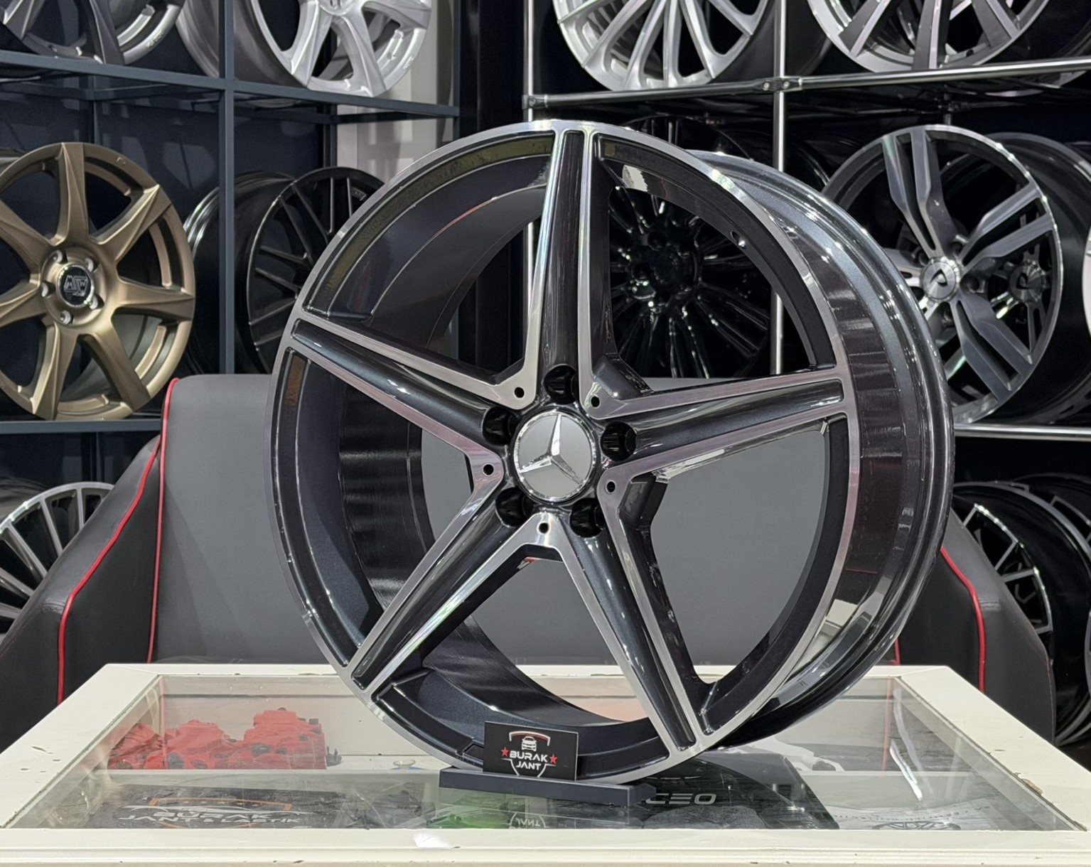 19 İNÇ 5X112 TİTAN DİAMOND ÖN ARKA MERCEDES C180 C200 AMG JANT MODELİ (4ADET) - Görsel 3