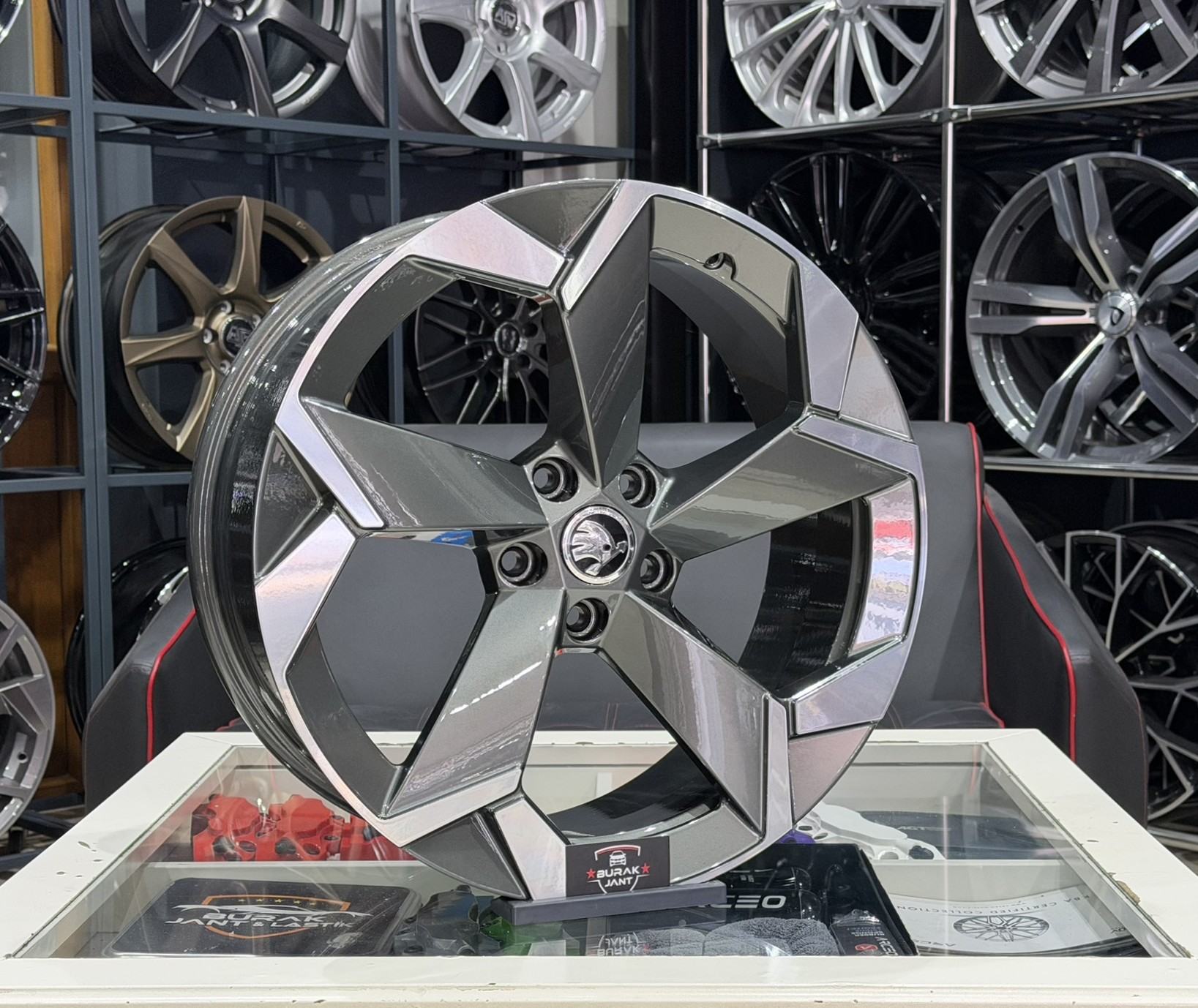 19 İNÇ 5X112 SKODA OCTAVİA SUPERB KODİAQ KAROQ GUNMETAL DİAMOND SPORTLİNE JANT MODELİ (4ADET) - Görsel 2