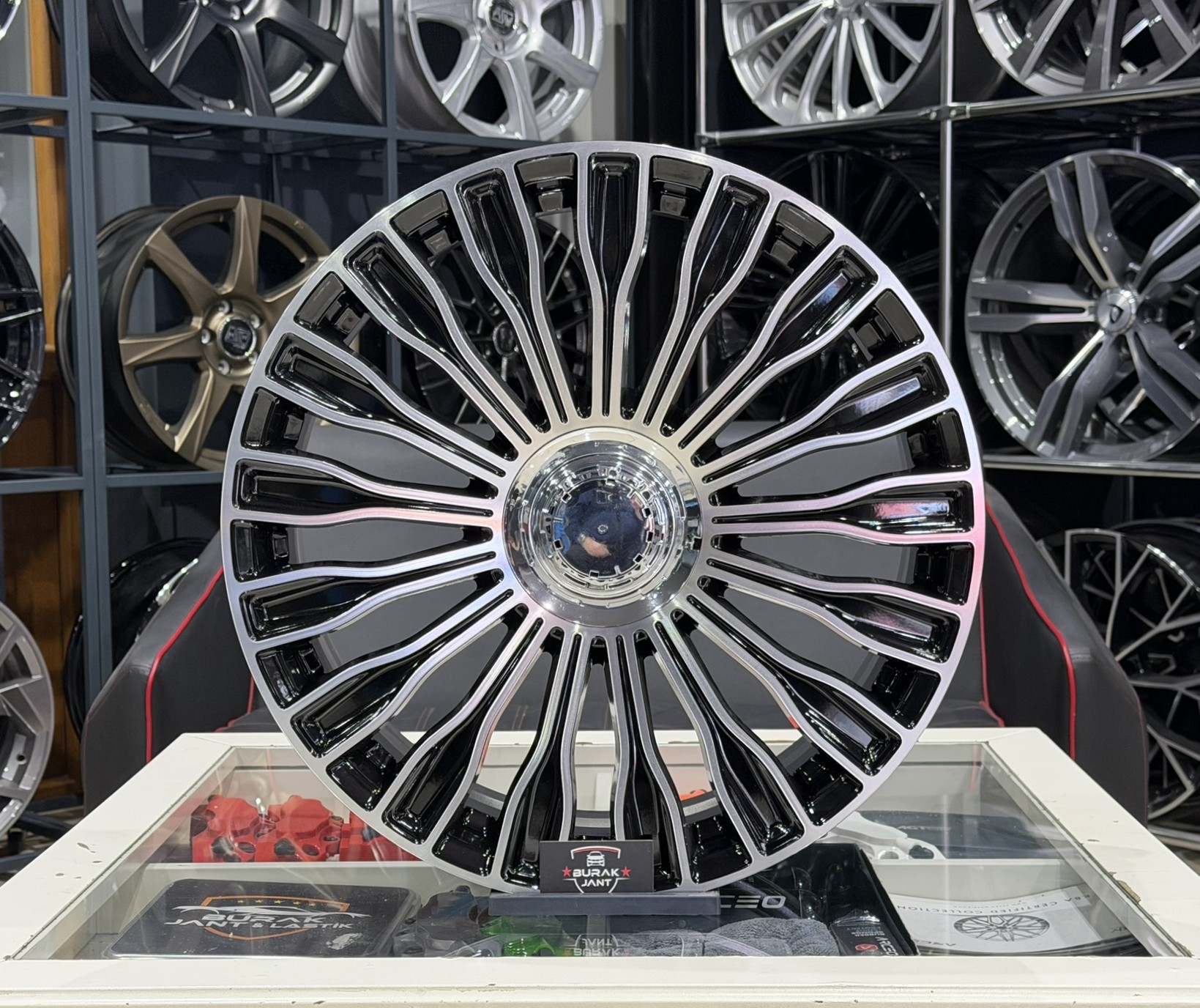 17 İNÇ 5X112 MERCEDES UYUMLU MAYBACH JANT MODELİ (4ADET)