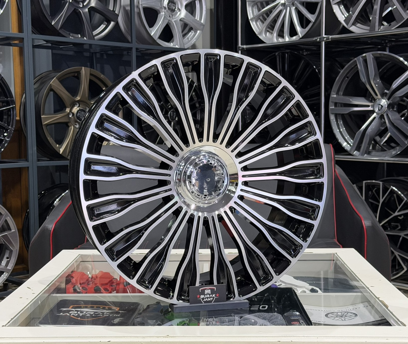17 İNÇ 5X112 MERCEDES UYUMLU MAYBACH JANT MODELİ (4ADET) - Görsel 2