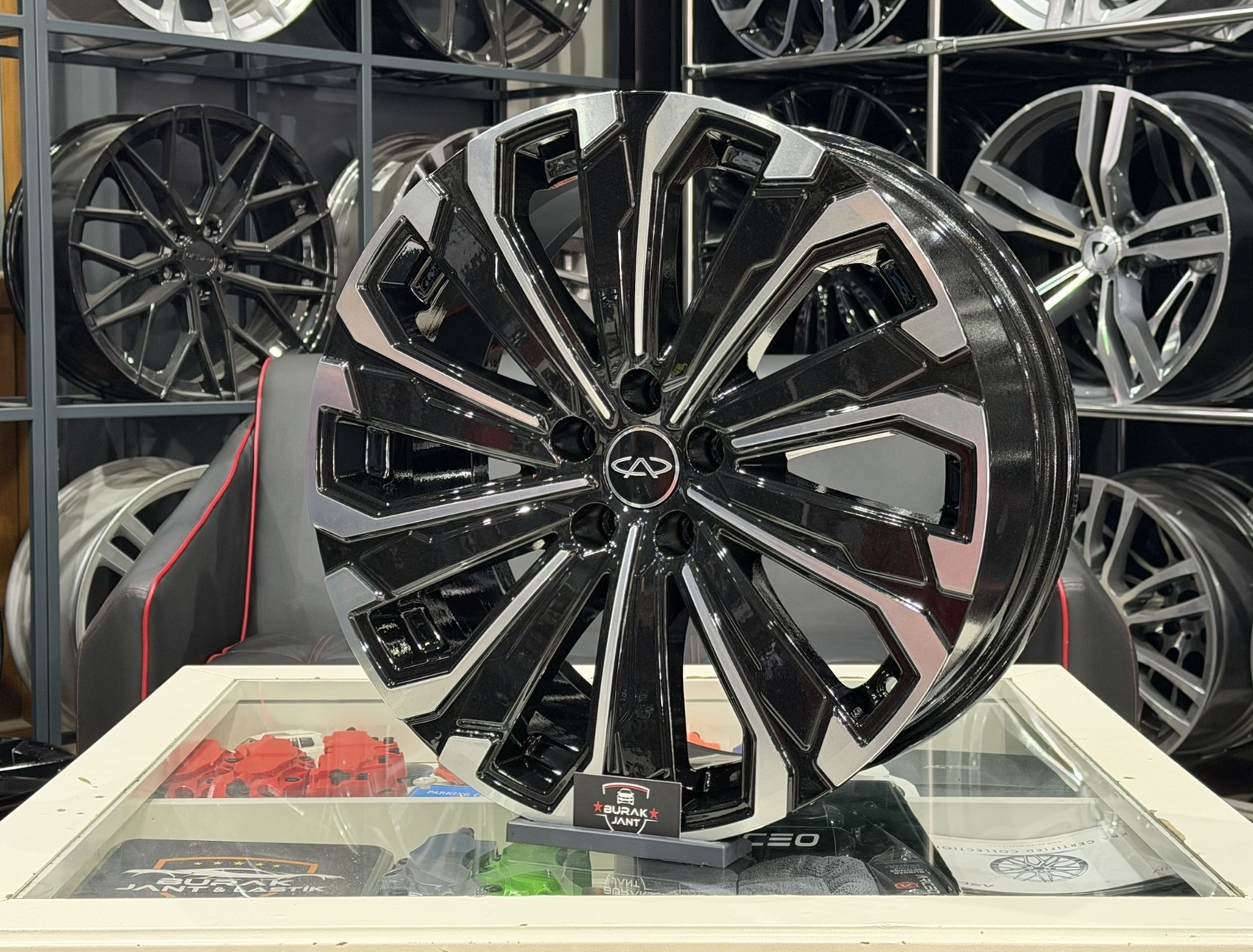 18 İNÇ 5X108 CHERY OMODA VE TİGGO SERİSİ BLACK DİAMOND JANT MODELİ (4ADET) - Görsel 3