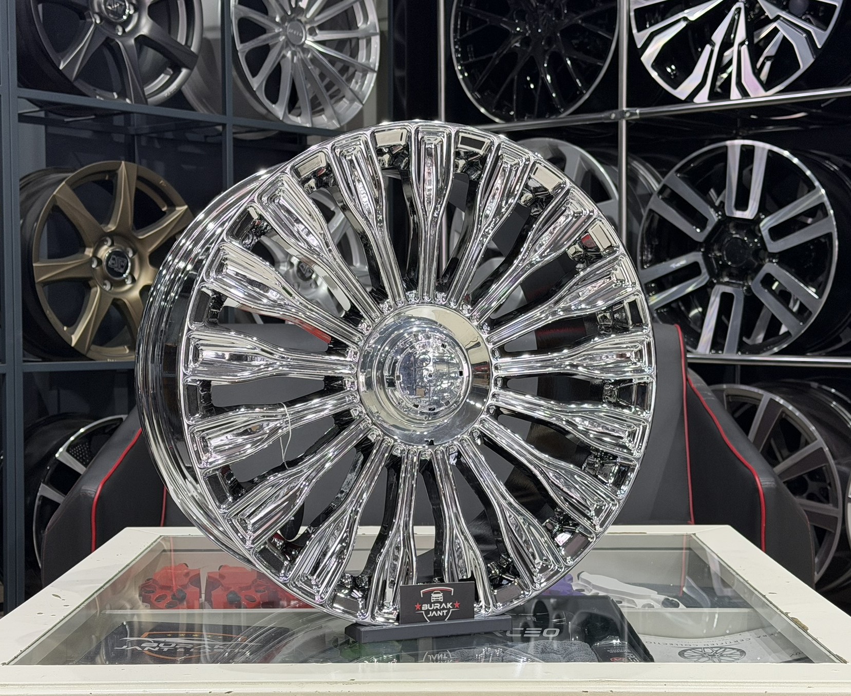 18 İNÇ 5X112 MERCEDES ÖN/ARKA MAYBACH CHROME JANT MODELİ (4ADET) - Görsel 2