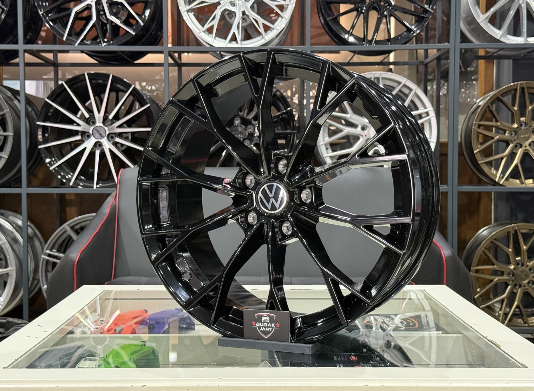 19 İNÇ 5X112 VW GOLF R WARMENAU PİANO BLACK JANT MODELİ (4ADET) - Görsel 3