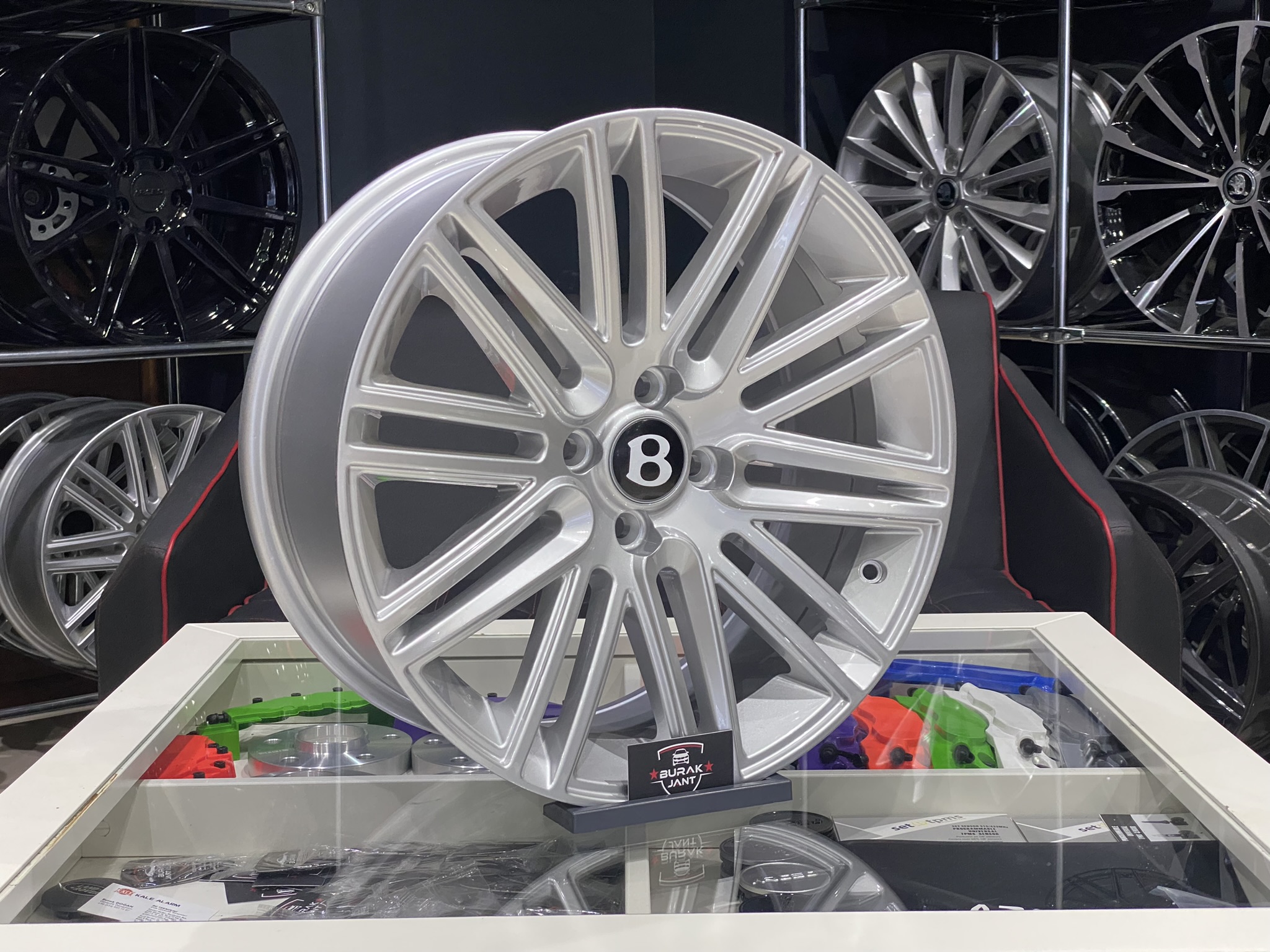 15 İNÇ 4X114 BENTLEY GT2 SİLVER JANT MODELİ (4ADET) - Görsel 2