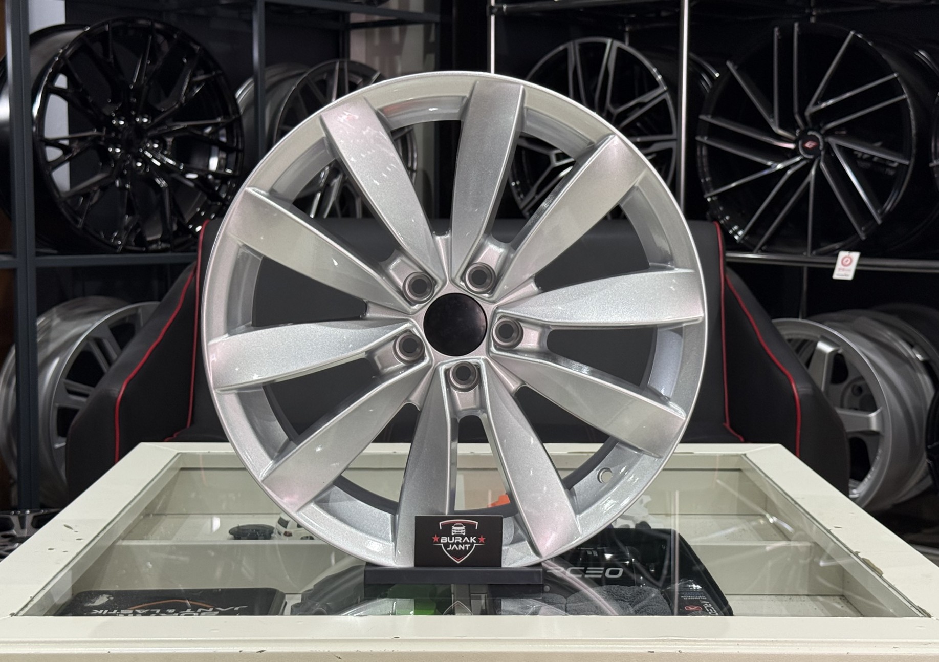 16 İNÇ 5X100 VOLKSWAGEN POLO İBİZA RAPİD EGEA SİLVER LUGANO JANT MODELİ (4ADET)