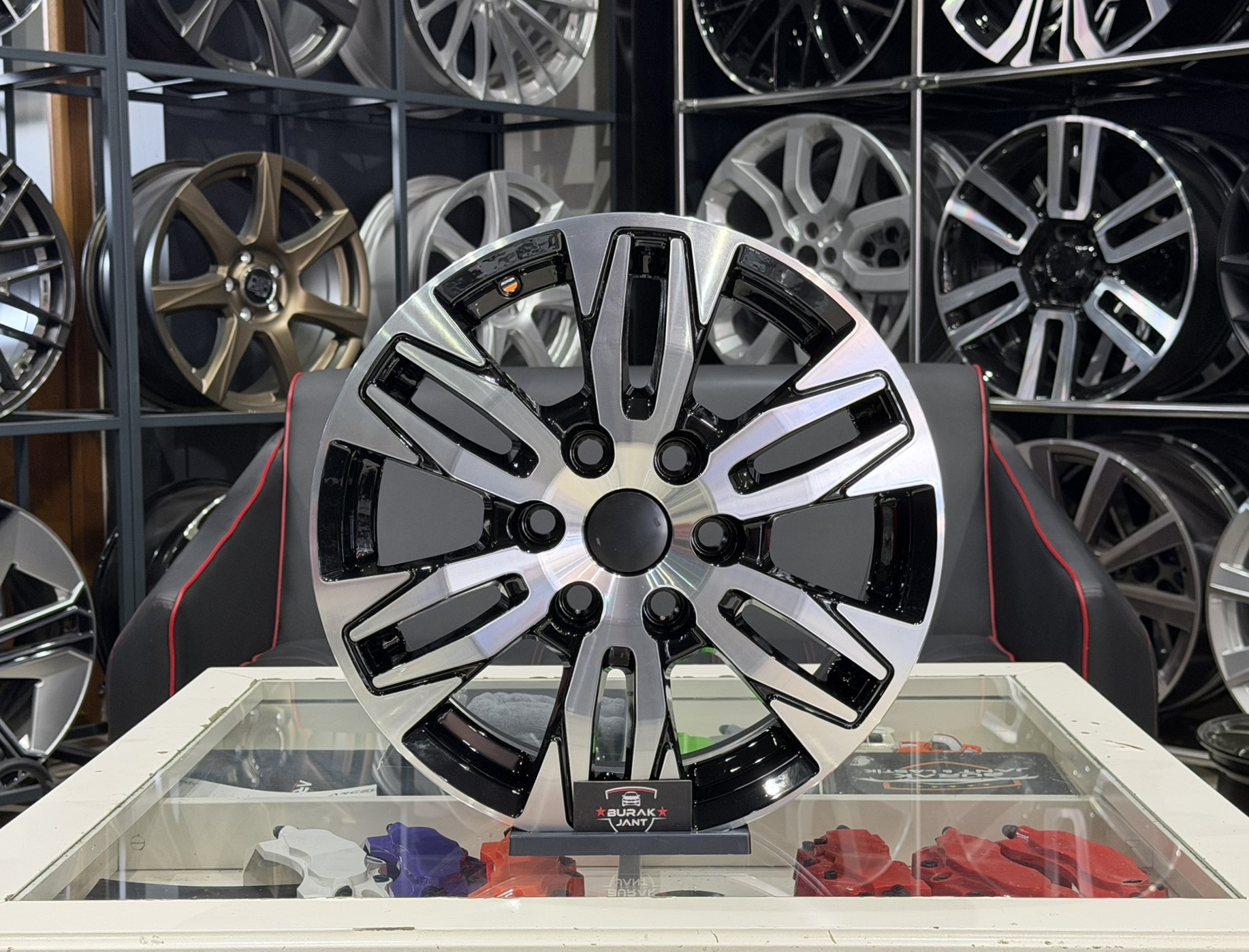16 İNÇ 6X120 YENİ VW TRANSPORTER VE YENİ FORD CUSTOM JANT MODELİ (4ADET)