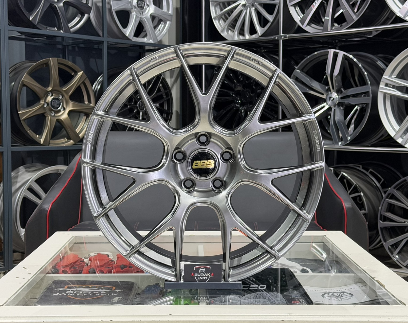 17 İNÇ 5X100 BBS RE-V7 HYPER BLACK JANT MODELİ (4ADET)