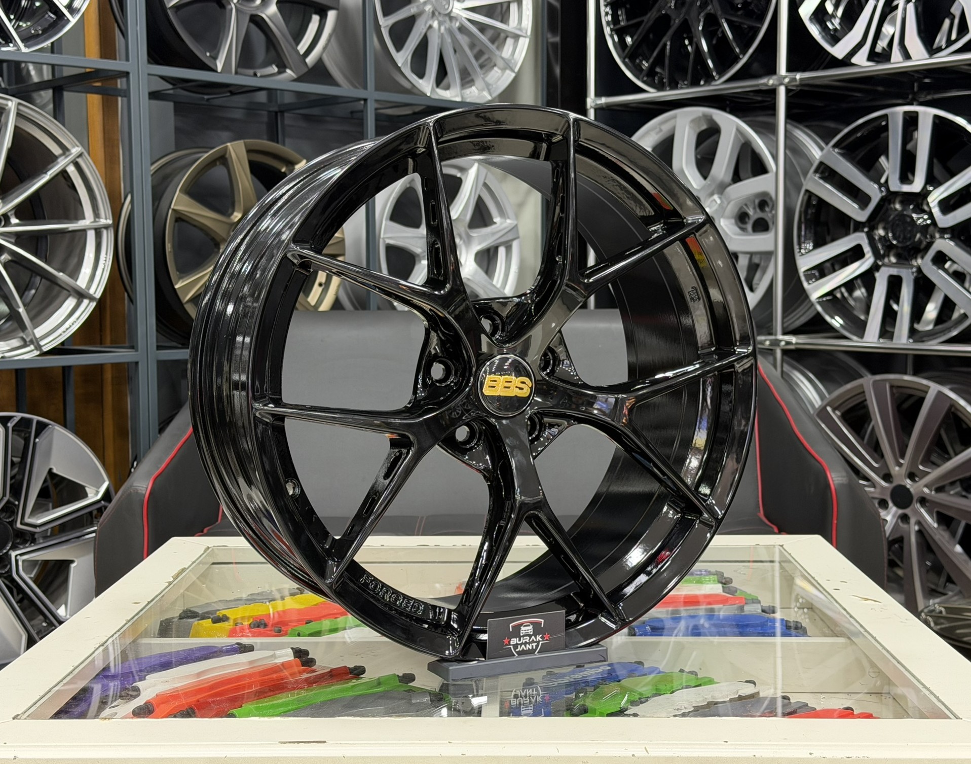 19 İNÇ 5X112 BBS FI-R EVO HAVA KANALLI FORGED GLOSS BLACK JANT MODELİ (4ADET) - Görsel 2