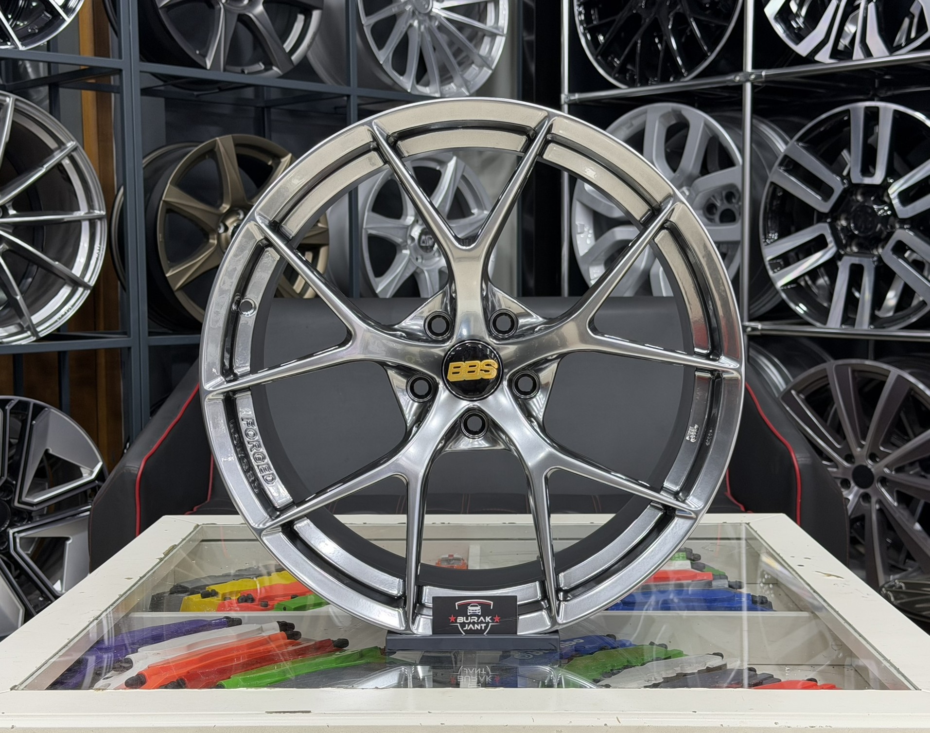 19 İNÇ 5X112 BBS FI-R EVO HAVA KANALLI FORGED HYPER BLACK JANT MODELİ (4ADET)